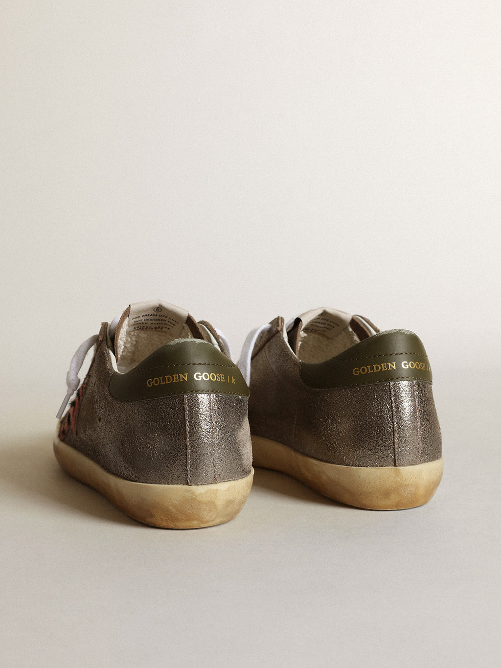 Super-Star LTD in gray laminated suede with a pony skin star| Golden Goose