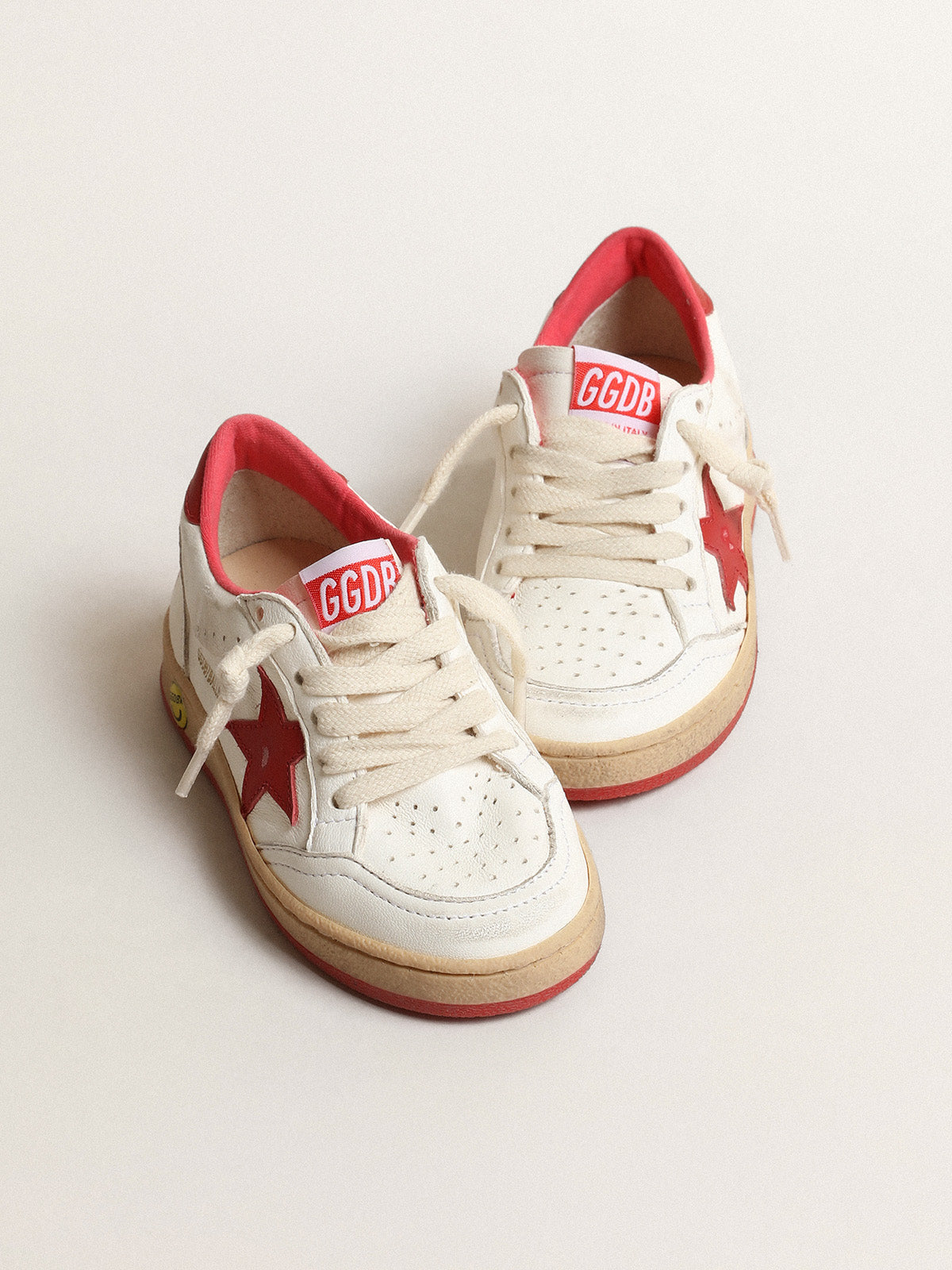 Ball Star Young in nappa with red leather star and heel tab| Golden Goose