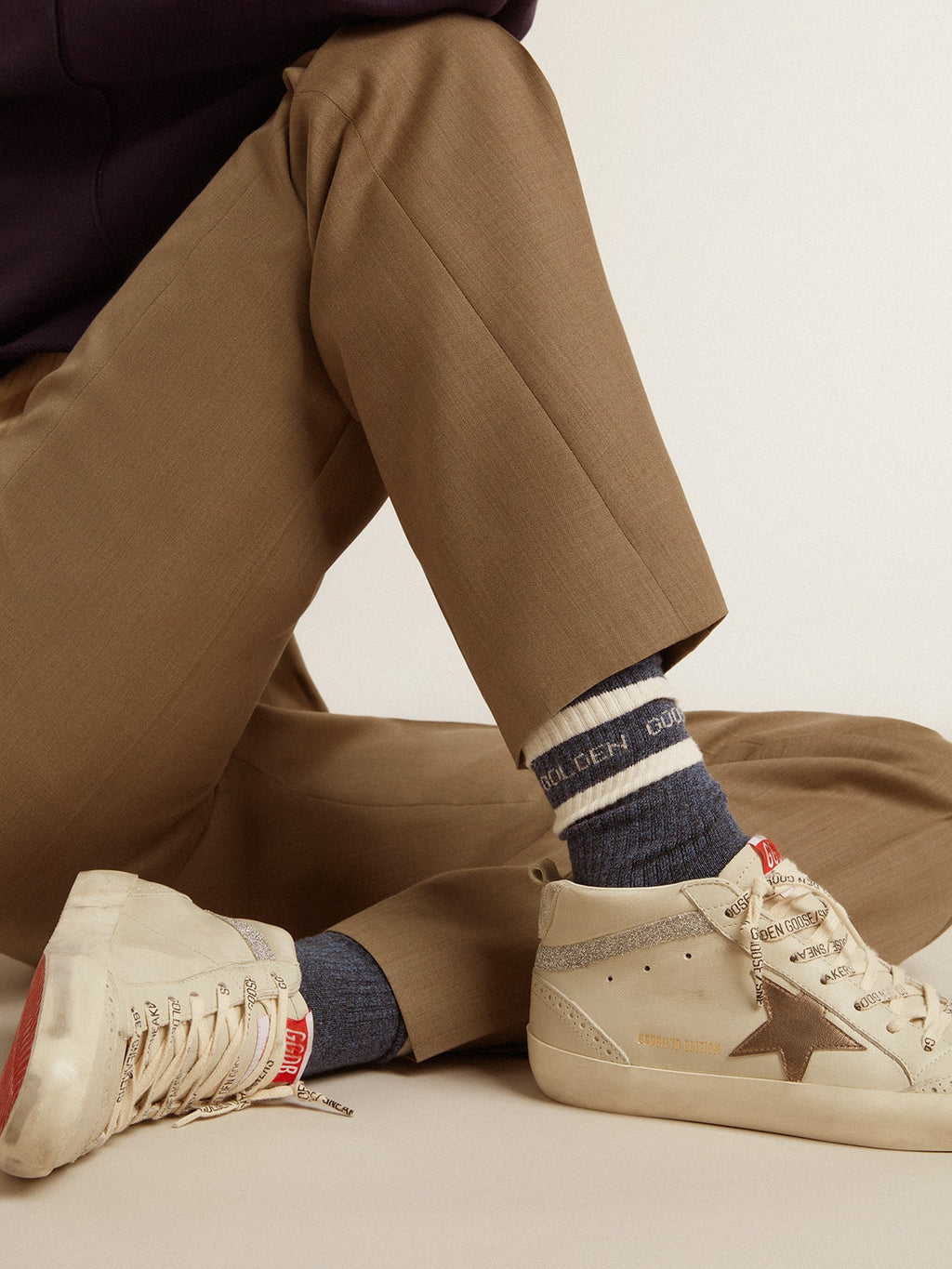 Blue socks with contrasting white stripes and white logo| Golden Goose
