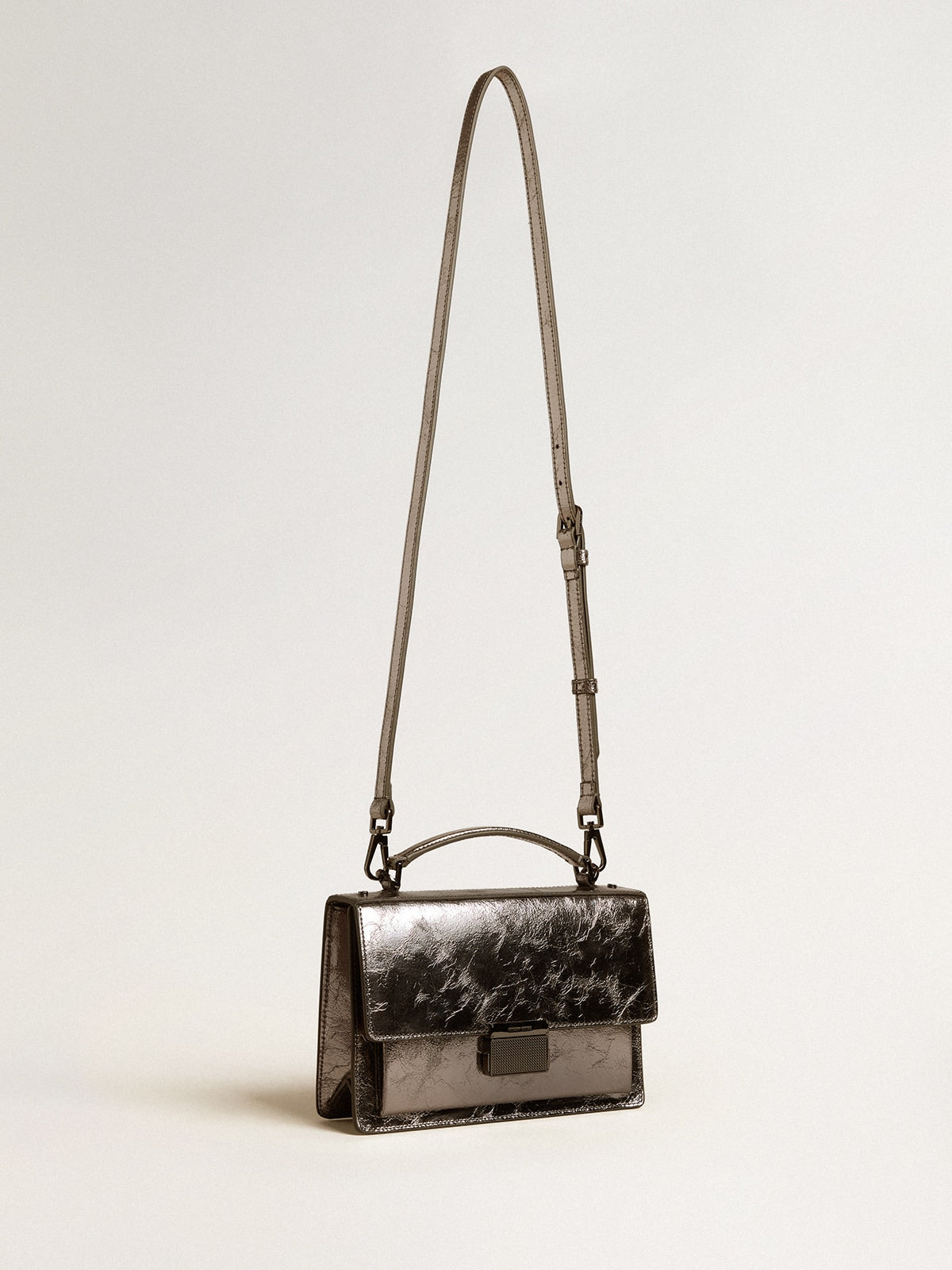 Venezia Bag in anthracite-gray metallic leather with black details| Golden Goose