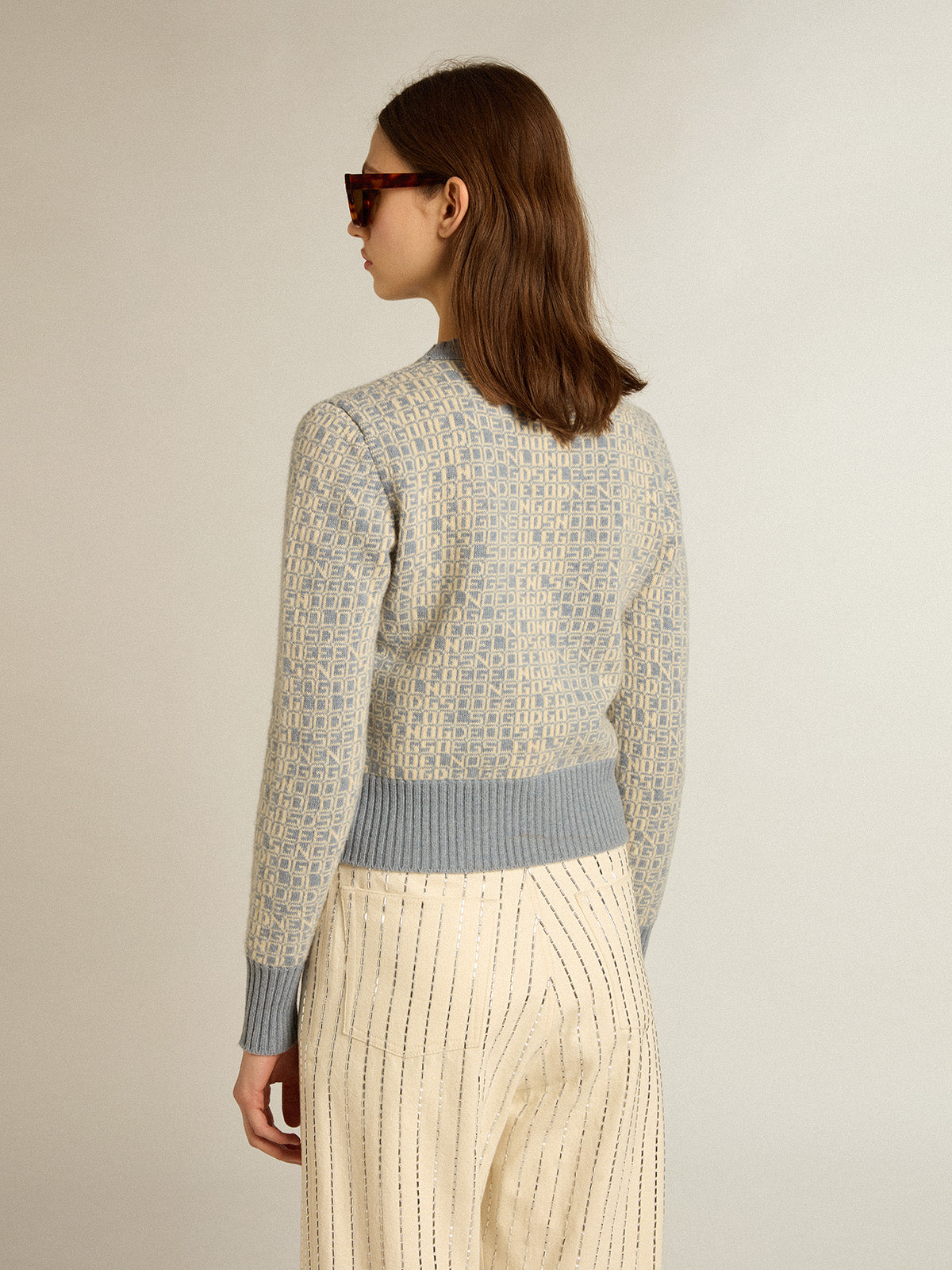 Cropped round-neck sweater with light blue jacquard lettering motif| Golden Goose