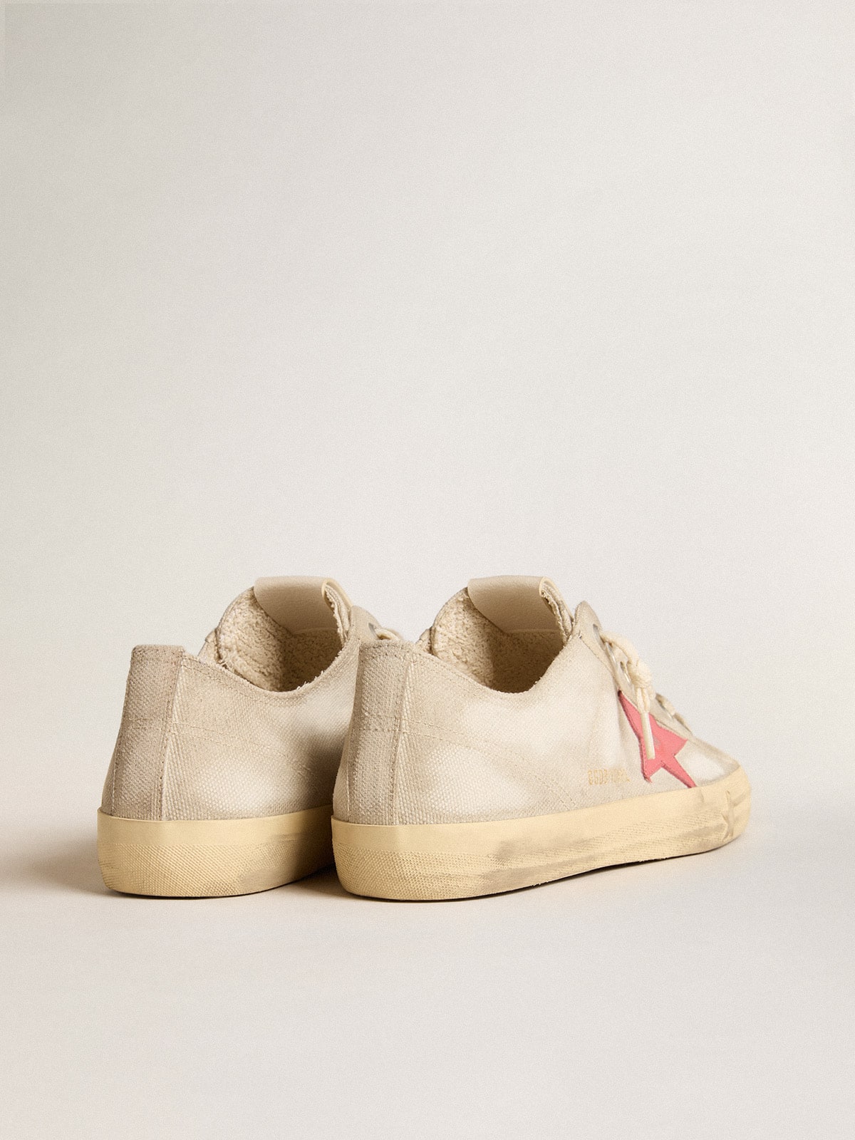 Men's V-Star in light gray canvas with a red leather star| Golden Goose