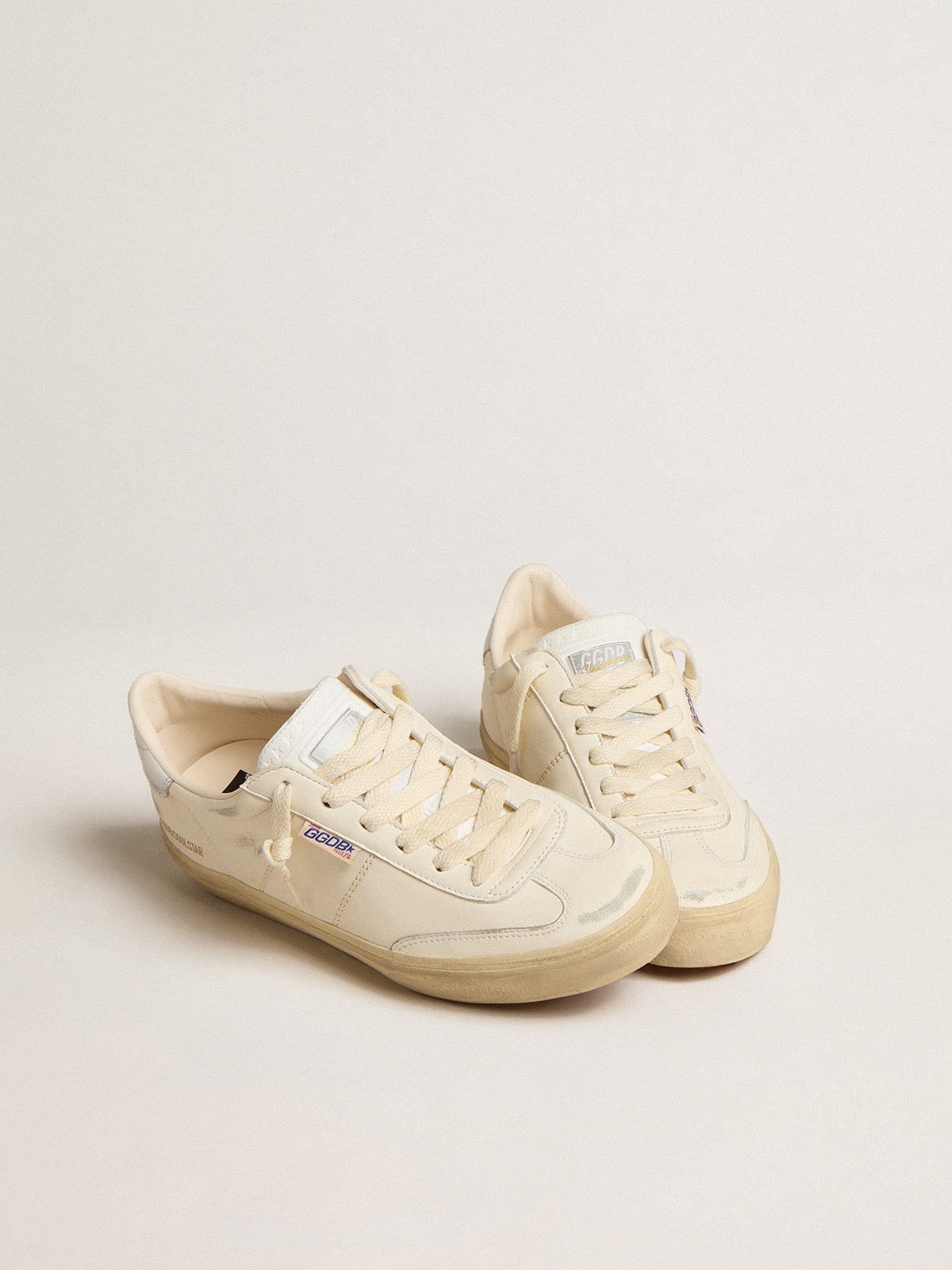 Soul Star in white nappa with metallic silver leather heel tab| Golden Goose