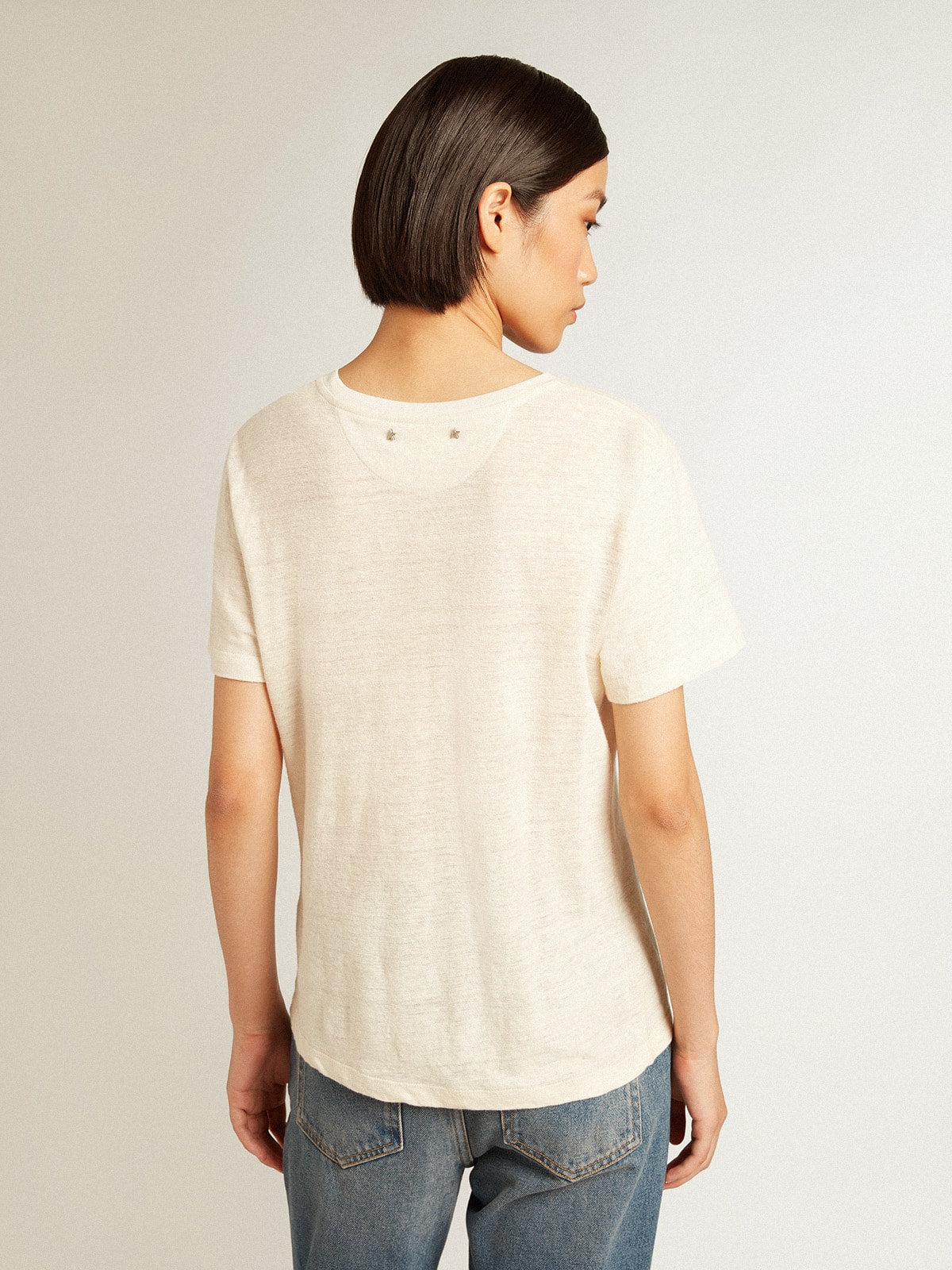 Women's cotton T-shirt in aged white with embroidered pocket| Golden Goose