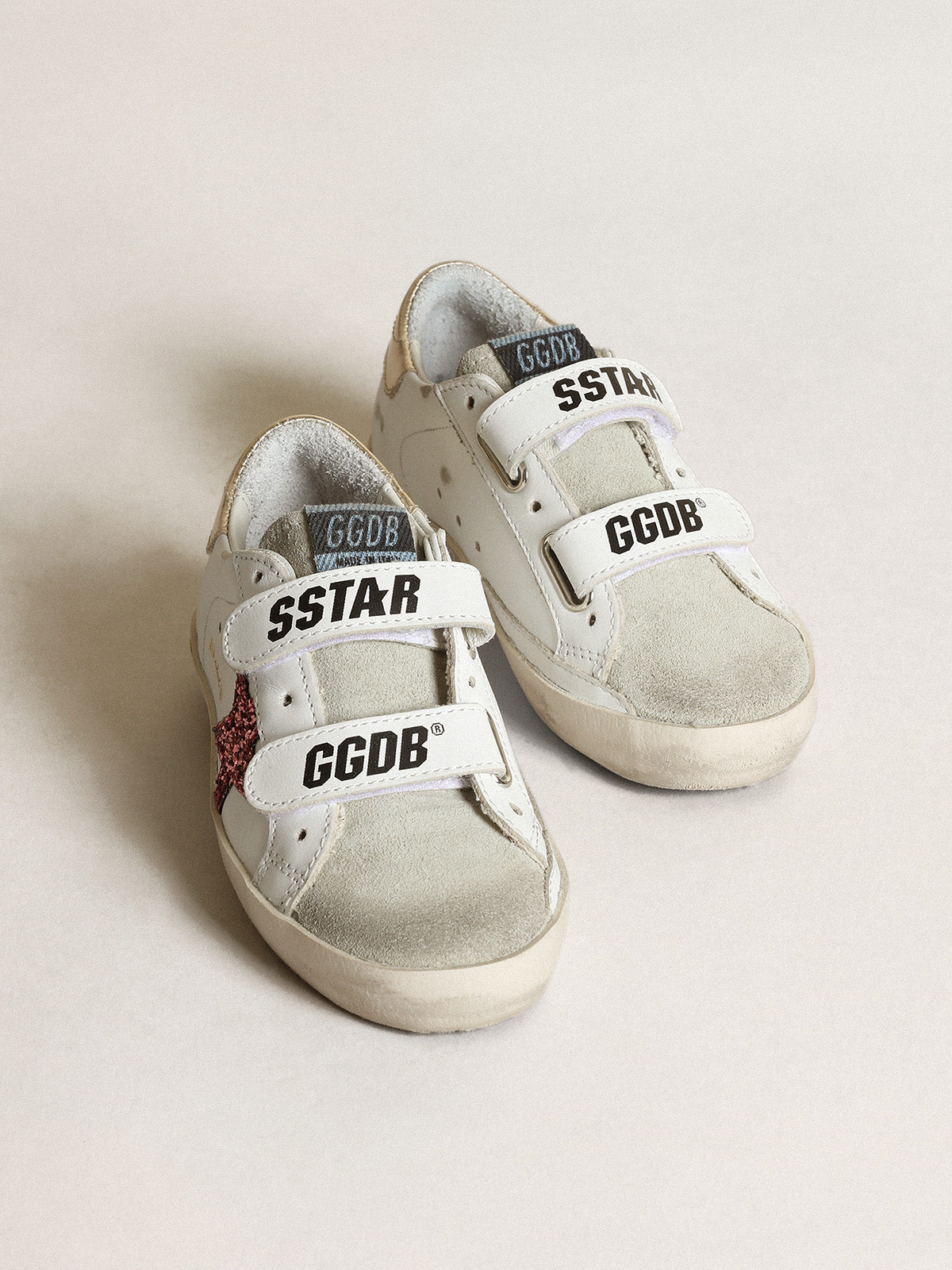 Young Old School with pink glitter star and platinum heel tab| Golden Goose