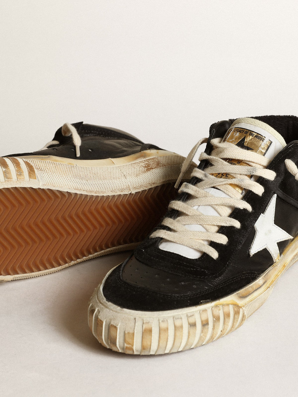 Women's Mid Star in black nappa and suede with white leather star| Golden Goose