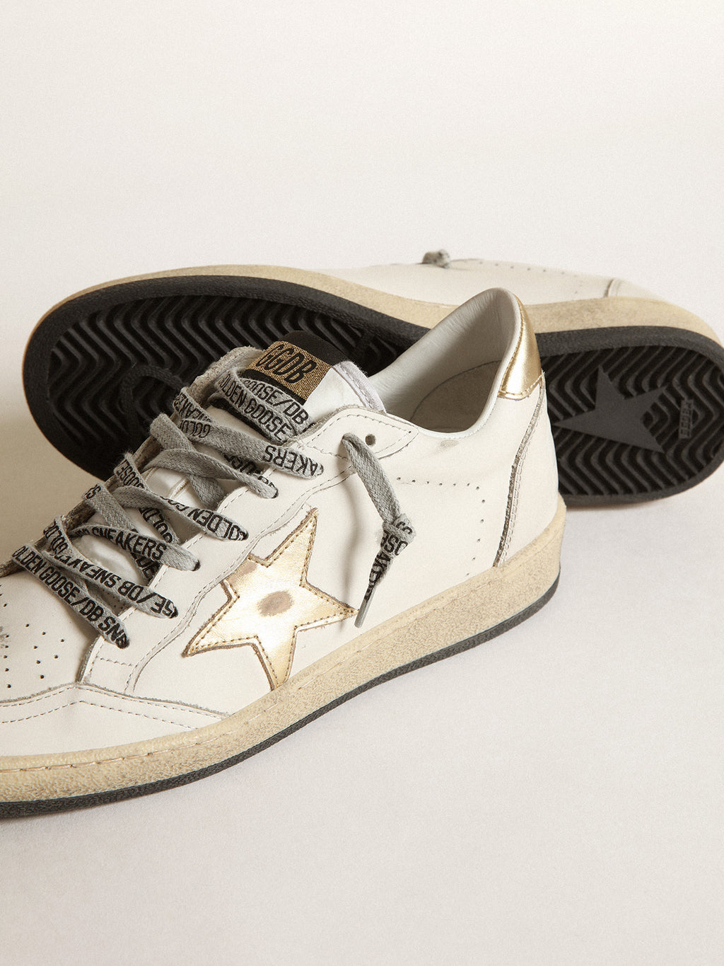 Women's Ball Star with gold star and heel tab| Golden Goose