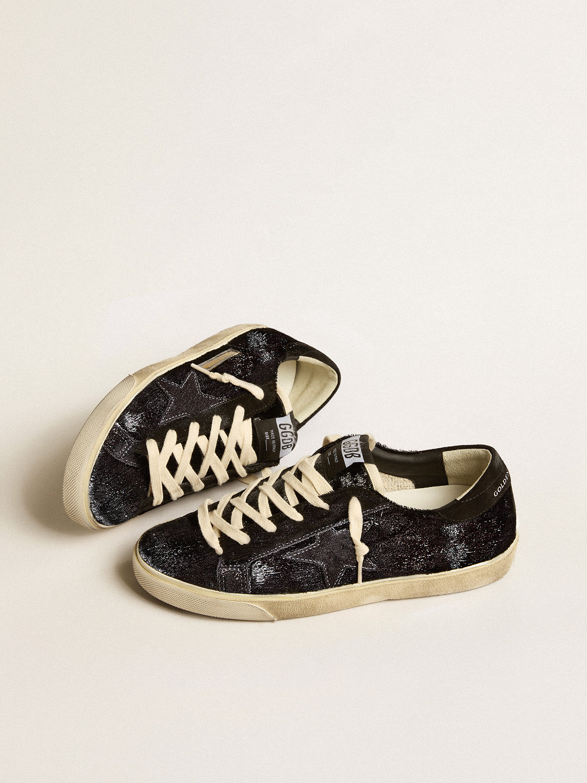 Women's Super-Star in black velvet and suede with black suede star| Golden Goose