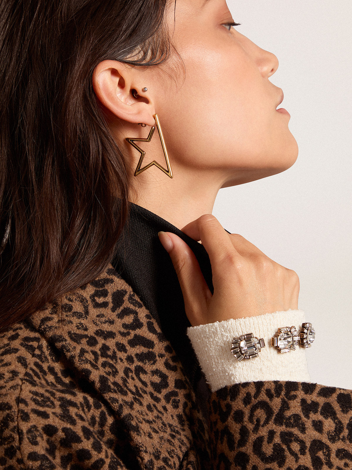 Women's Star antique gold color pendant earrings| Golden Goose