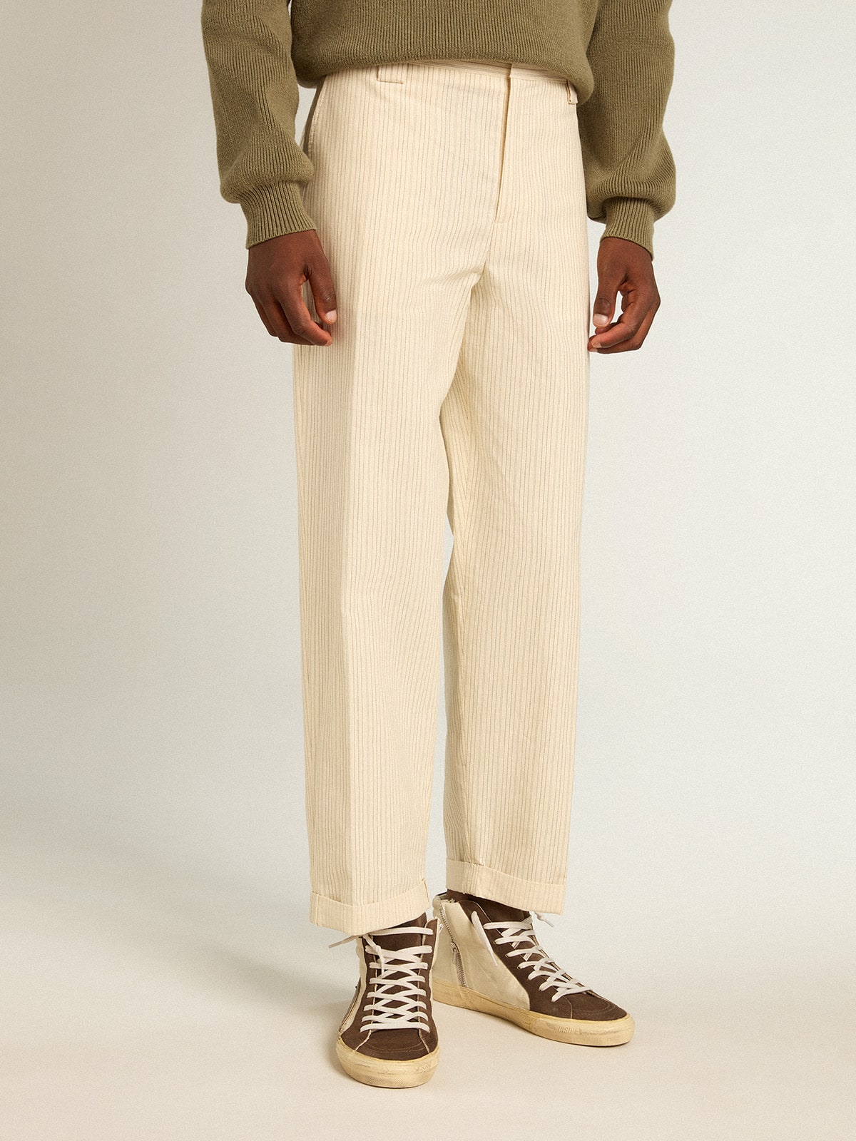 Men's cream-colored pants in striped cotton
