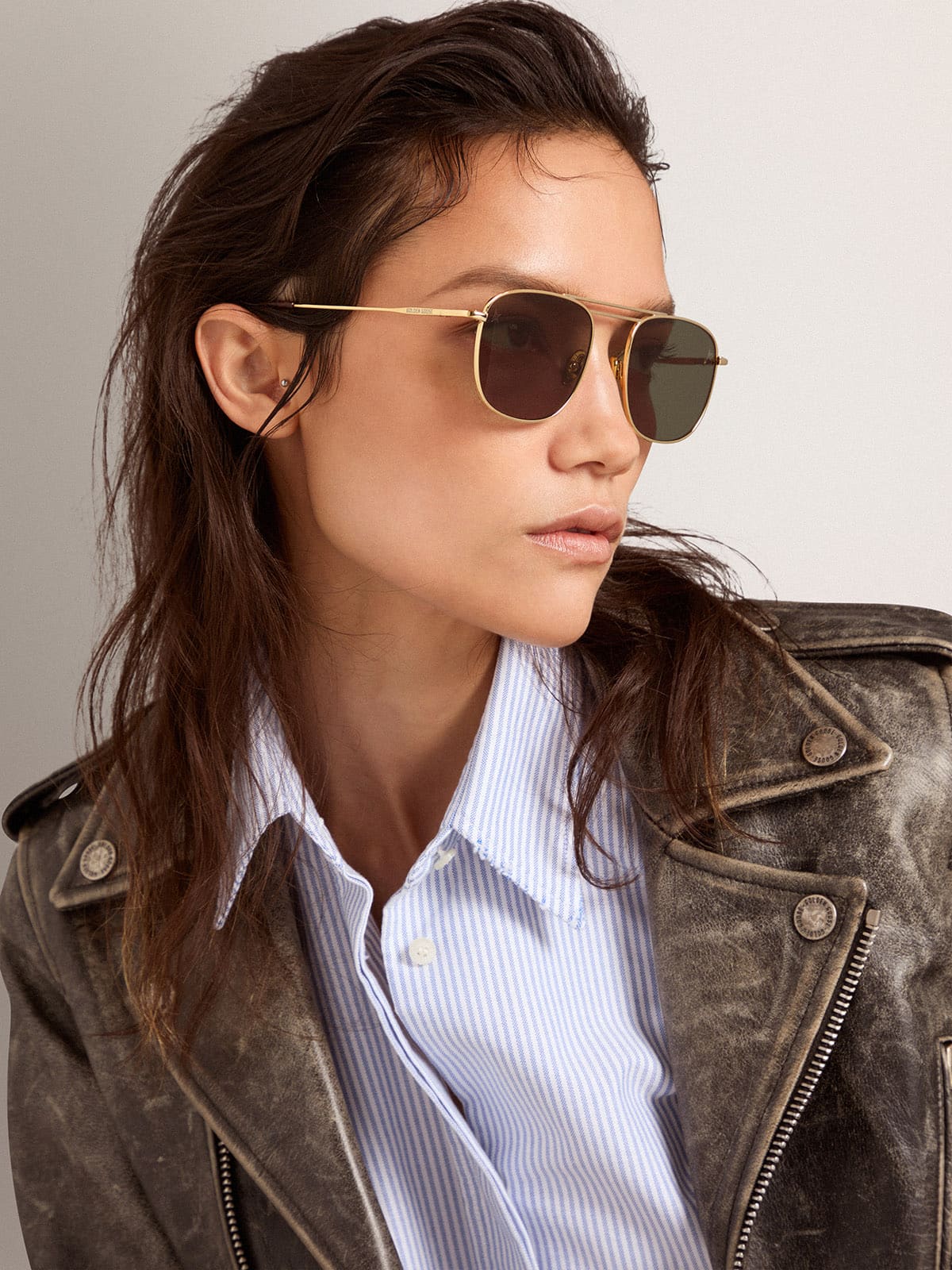Aviator sunglasses with gold frame and green lenses| Golden Goose