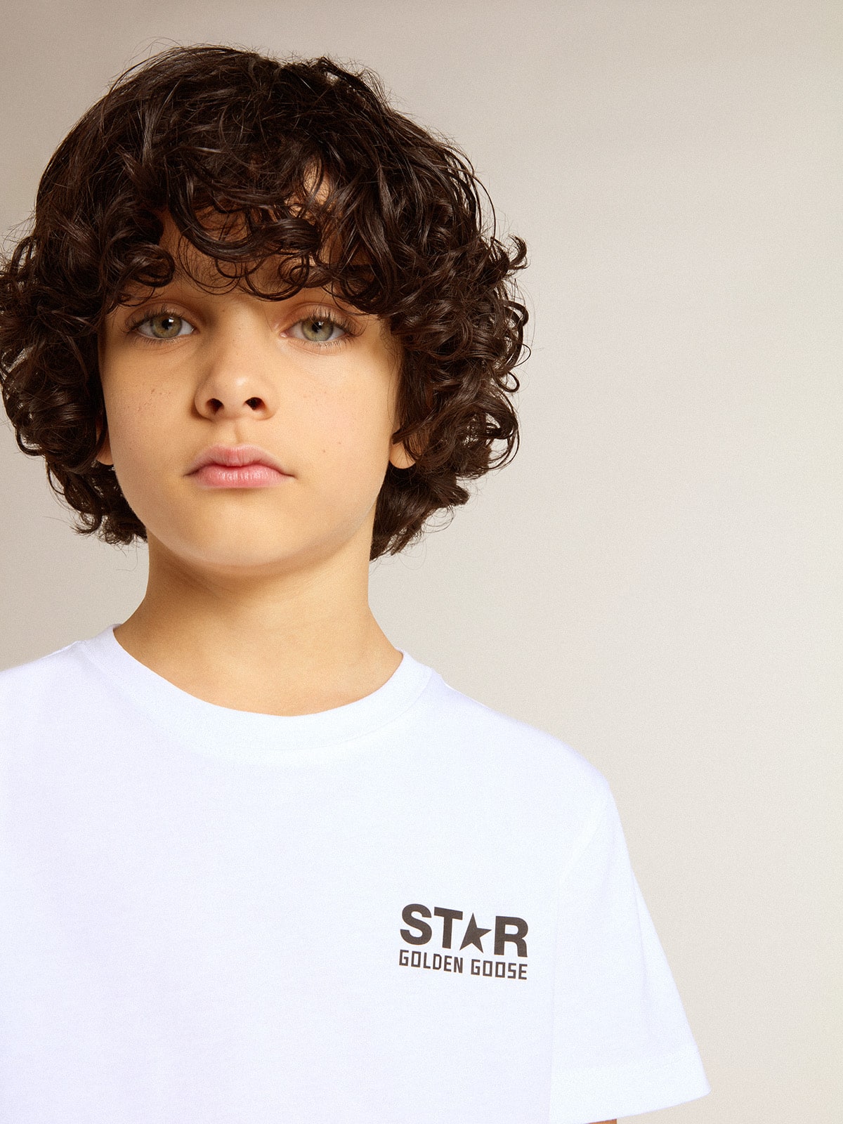 White T-shirt with contrasting black logo and star| Golden Goose
