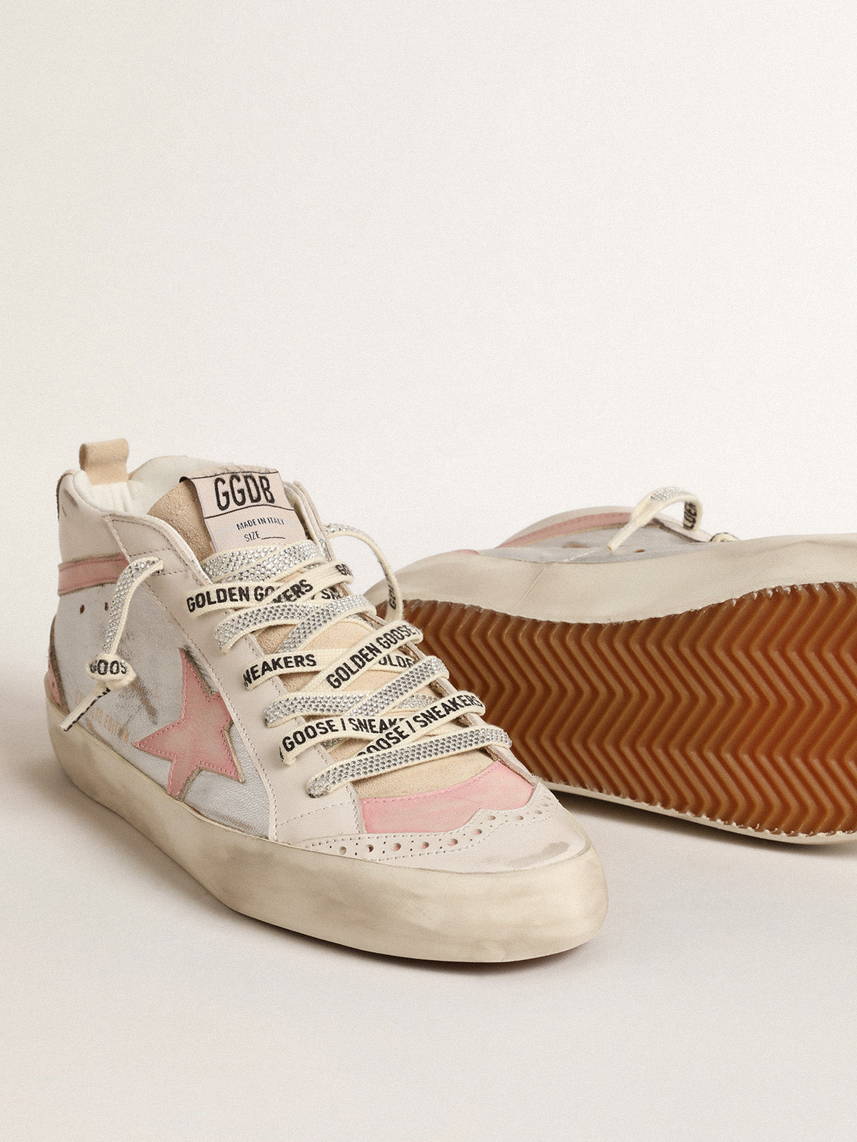Mid Star LTD in silver metallic leather with pink star and flash| Golden Goose