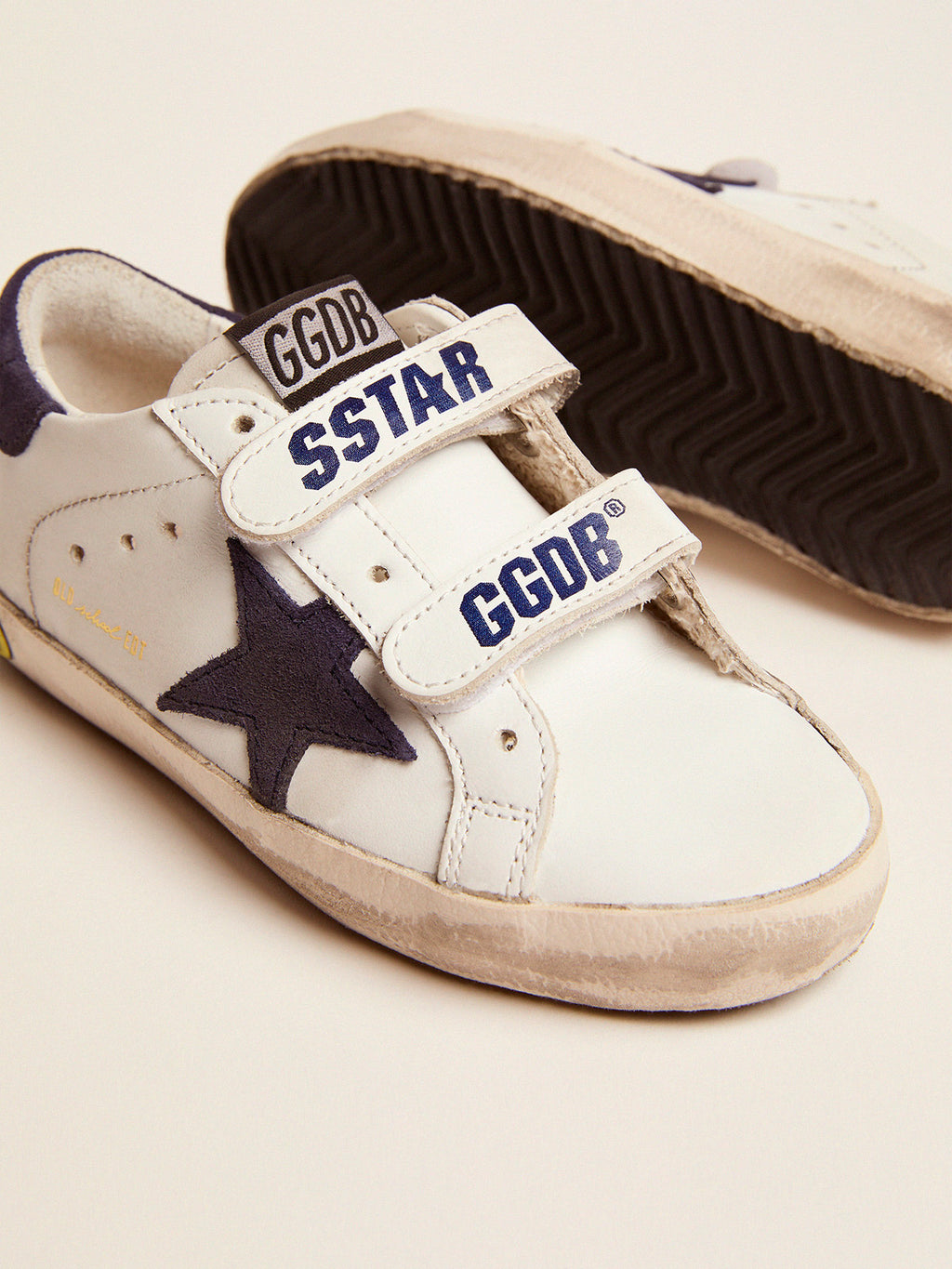 Old School with dark blue inserts in suede| Golden Goose