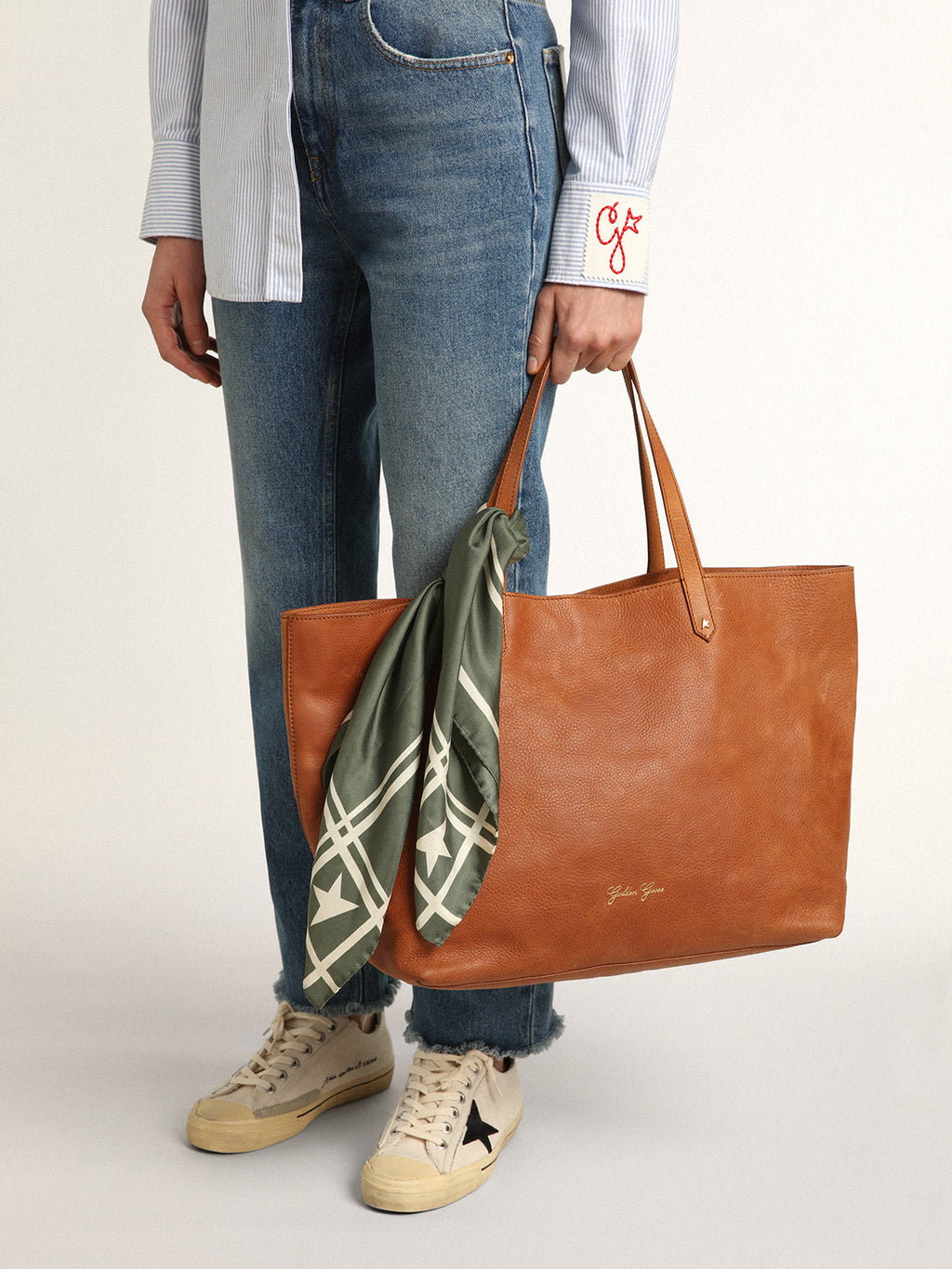 Moss green scarf with contrasting white stripes and stars| Golden Goose