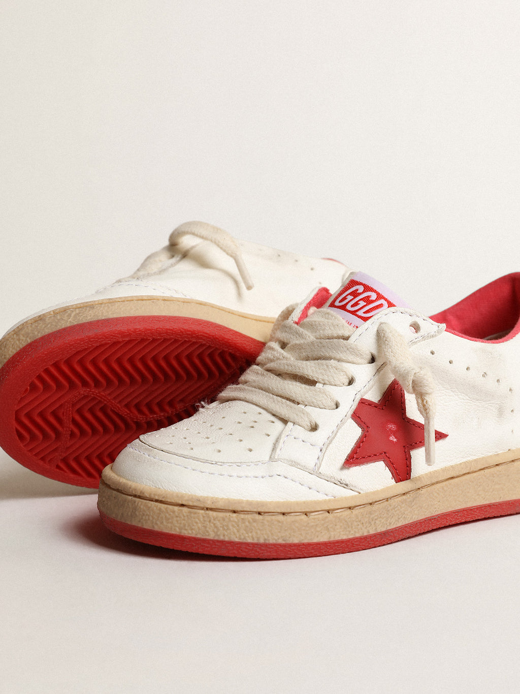 Ball Star Young in nappa with red leather star and heel tab| Golden Goose