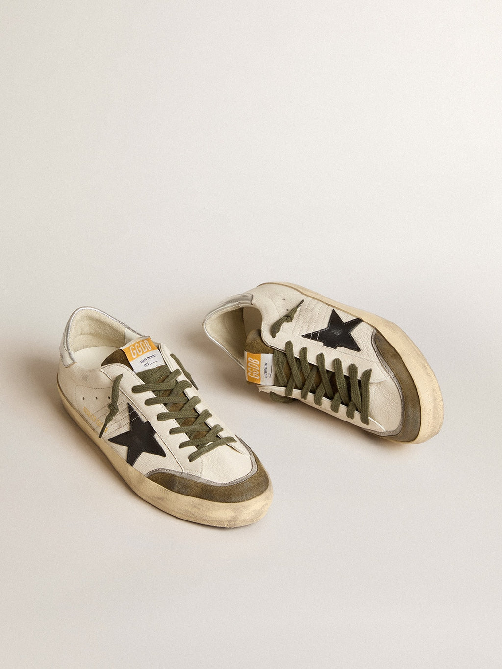 Men's Super-Star LTD in nappa leather with black leather star and silver heel tab| Golden Goose