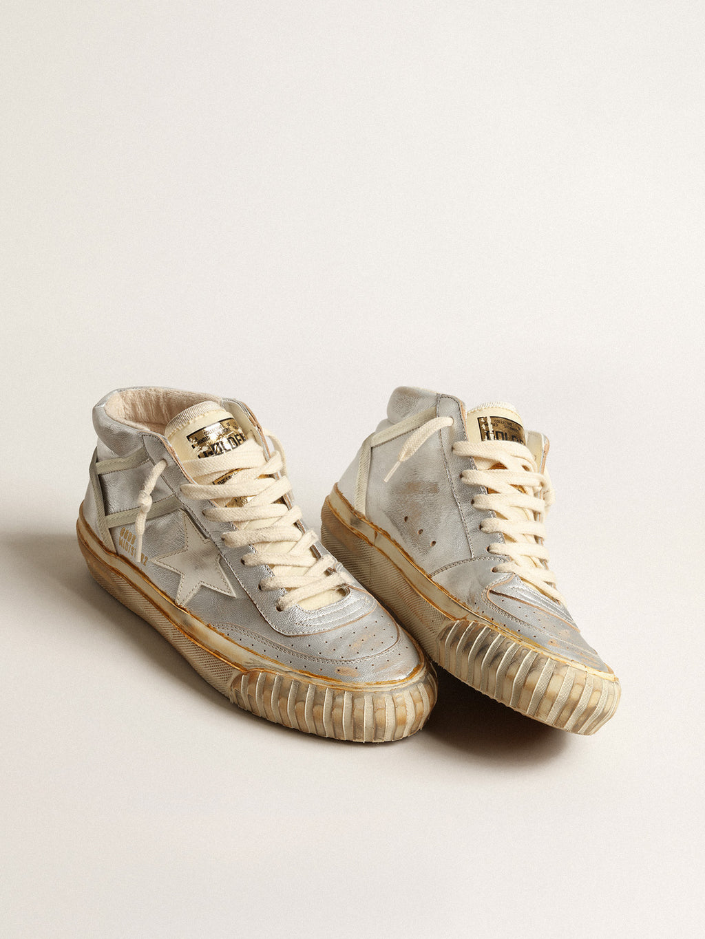 Men's Mid Star in silver metallic leather with ivory star| Golden Goose