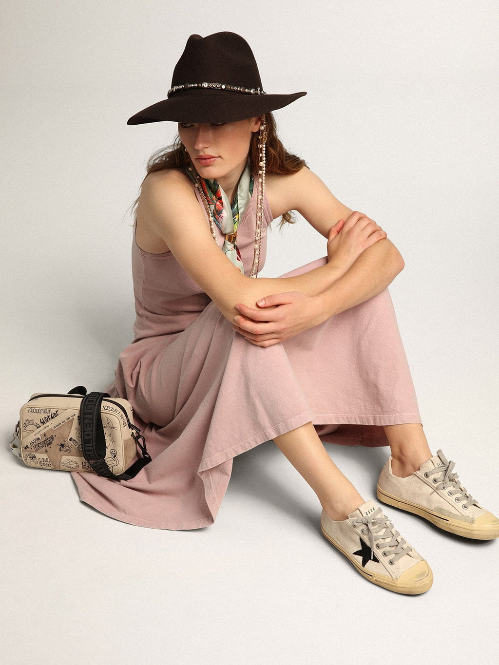 Women's V-Star LTD with black suede star and embroidered lettering| Golden Goose