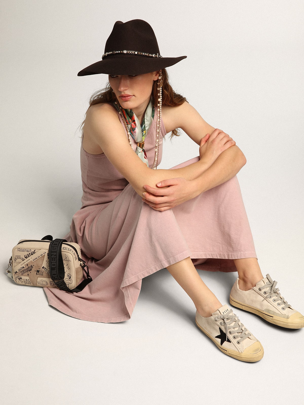 Women's V-Star LTD with black suede star and embroidered lettering| Golden Goose