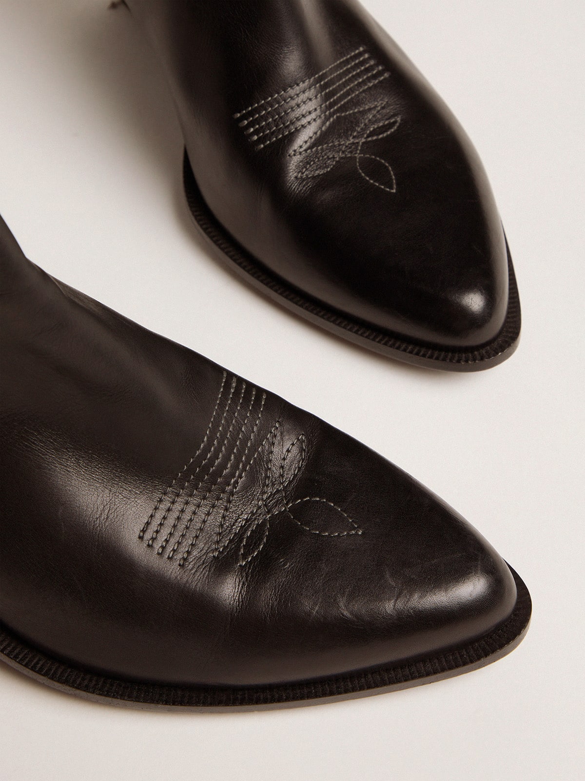 Women's Sunset boots in black leather| Golden Goose