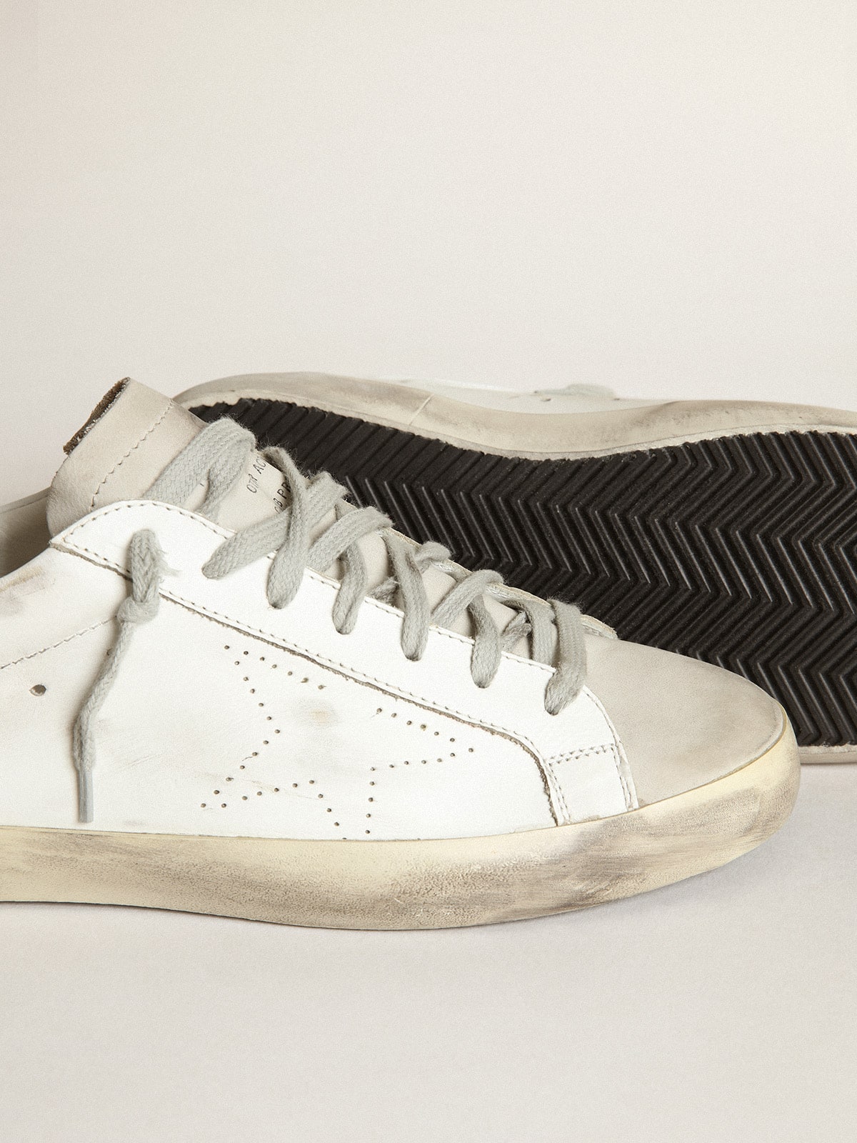 Men's Super-Star with perforated star and ice-gray heel tab| Golden Goose