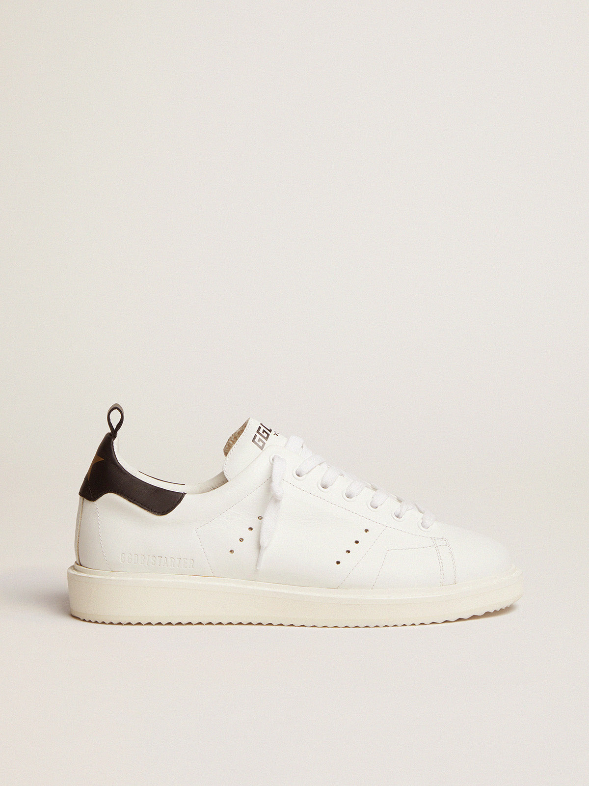 Starter sneakers in leather with black heel tab| Golden Goose
