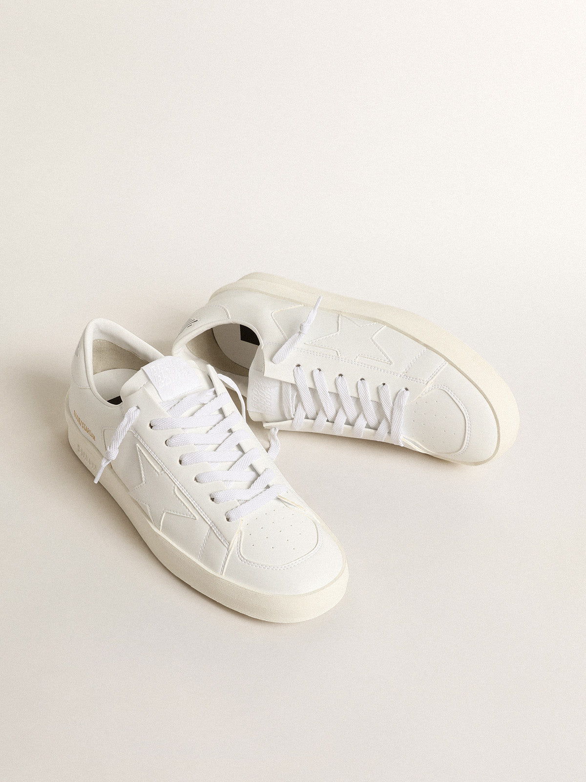 Men's bio-based Stardan with white star and heel tab| Golden Goose