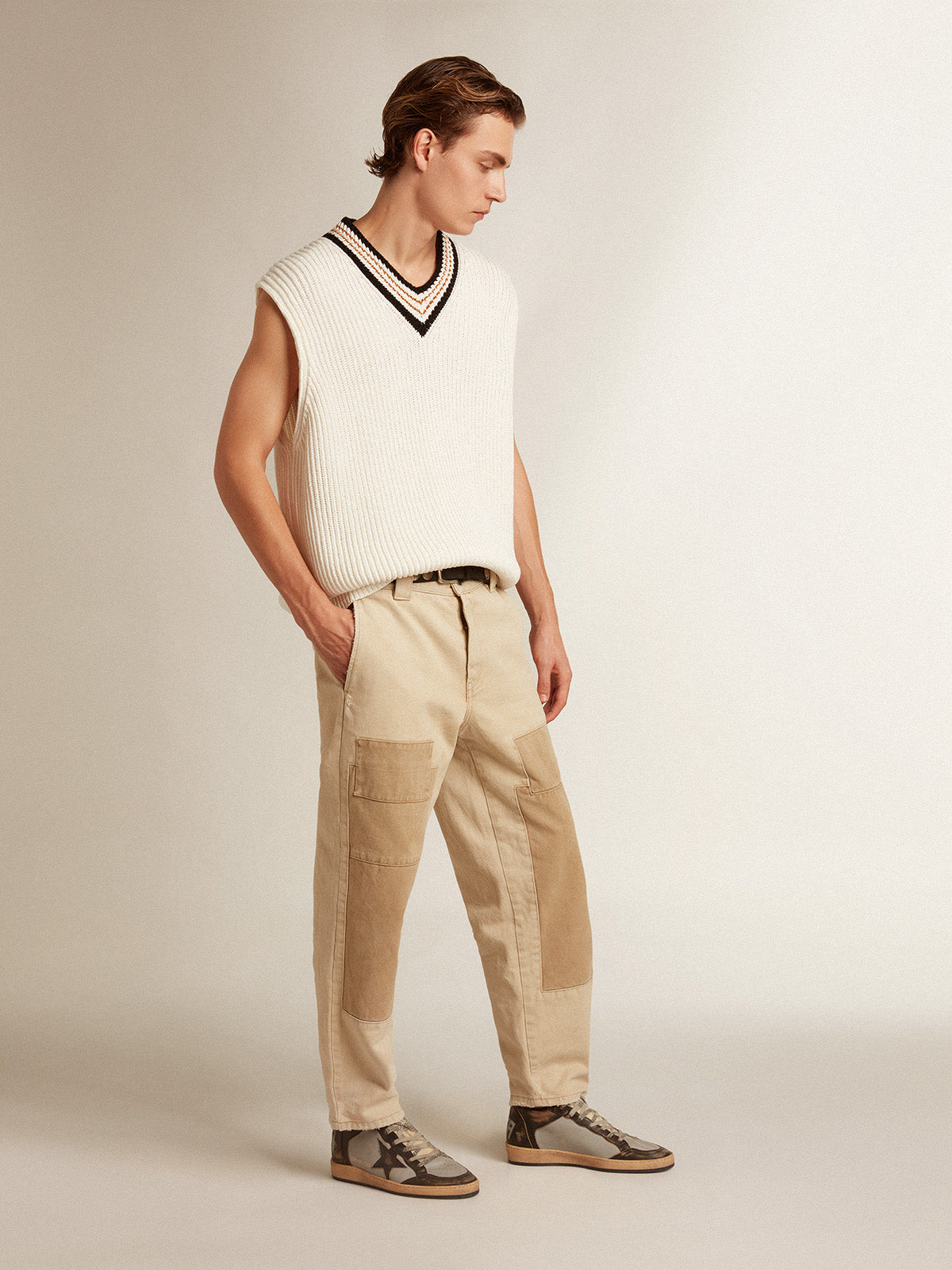 V-neck vest in papyrus-colored cotton yarn| Golden Goose