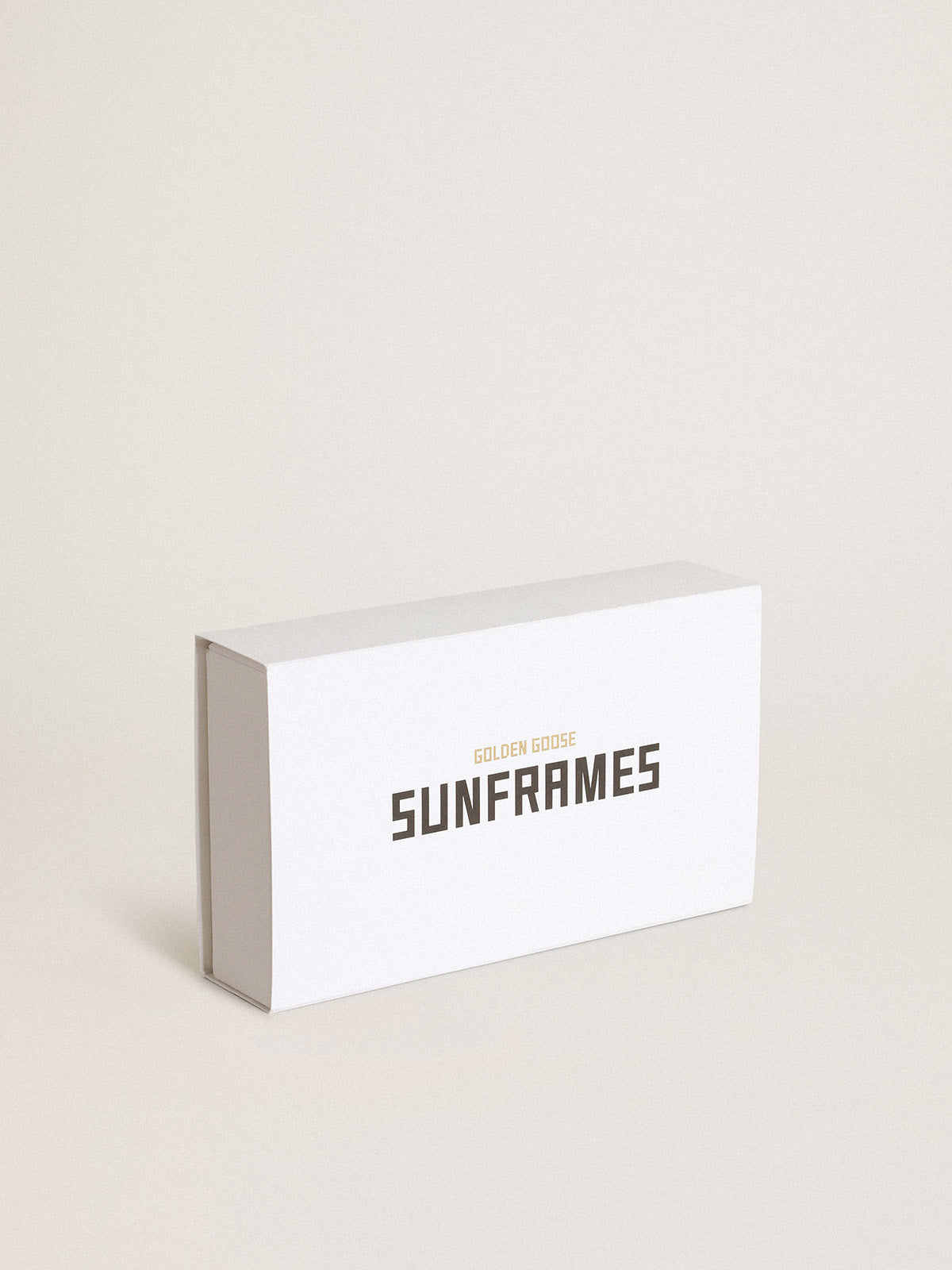 Rectangular-style Sunframe Jackie with black frame and gold details| Golden Goose