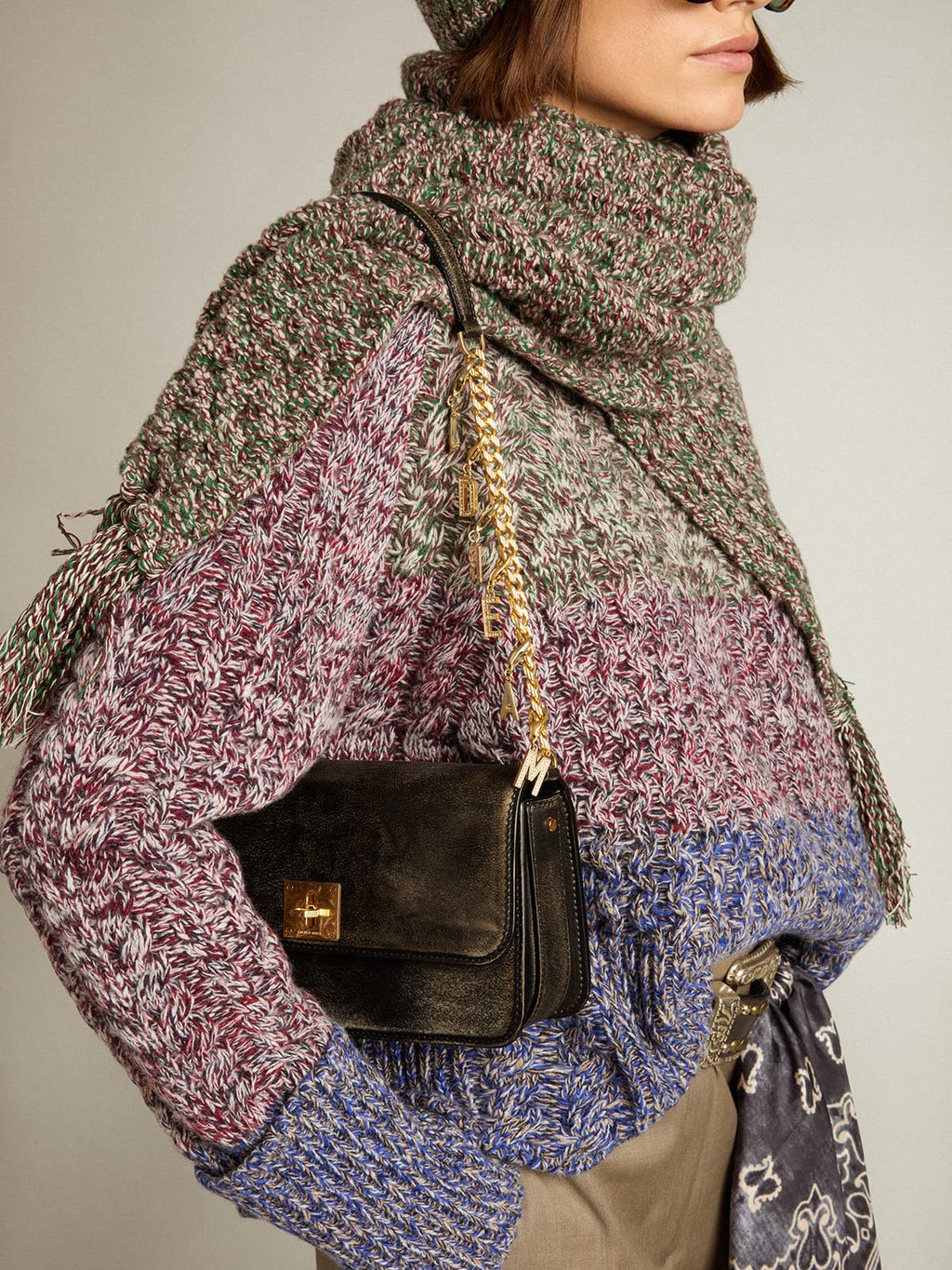 Gioia Bag in black vintage leather with gold details| Golden Goose