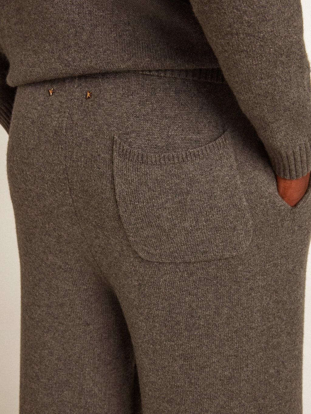 Men's gray melange cashmere blend joggers| Golden Goose