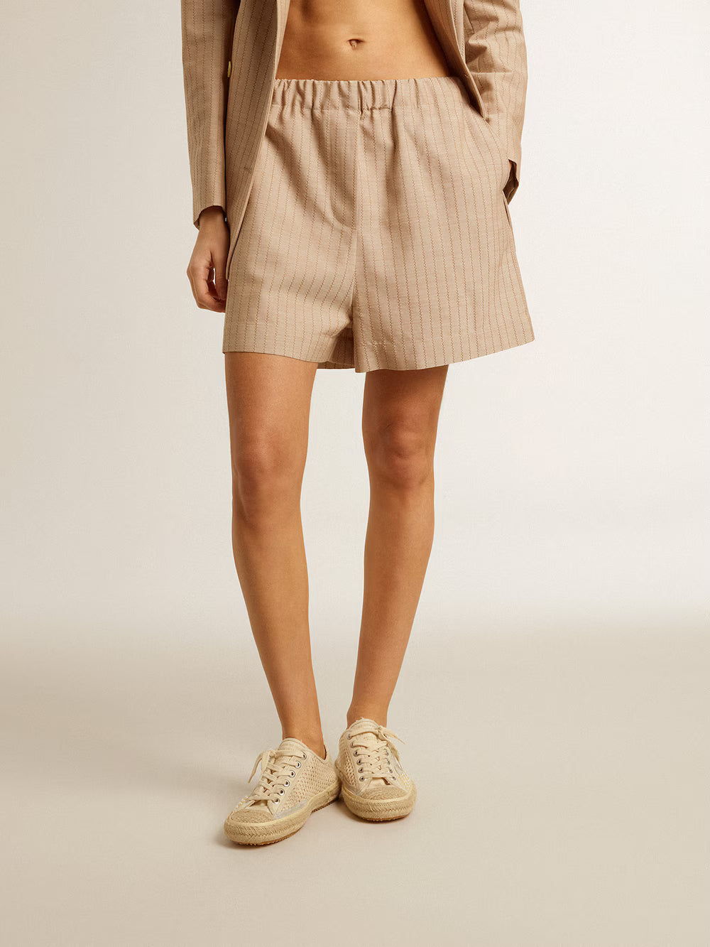 Dark beige shorts with back pocket| Golden Goose