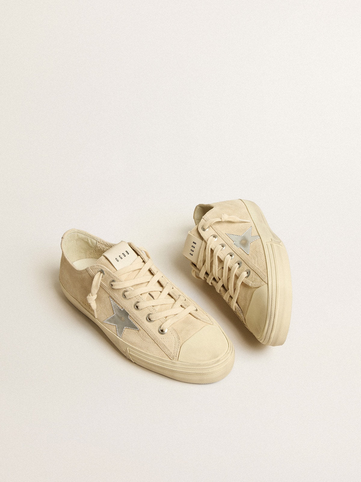 Men's V-Star in pearl suede with silver metallic leather star| Golden Goose