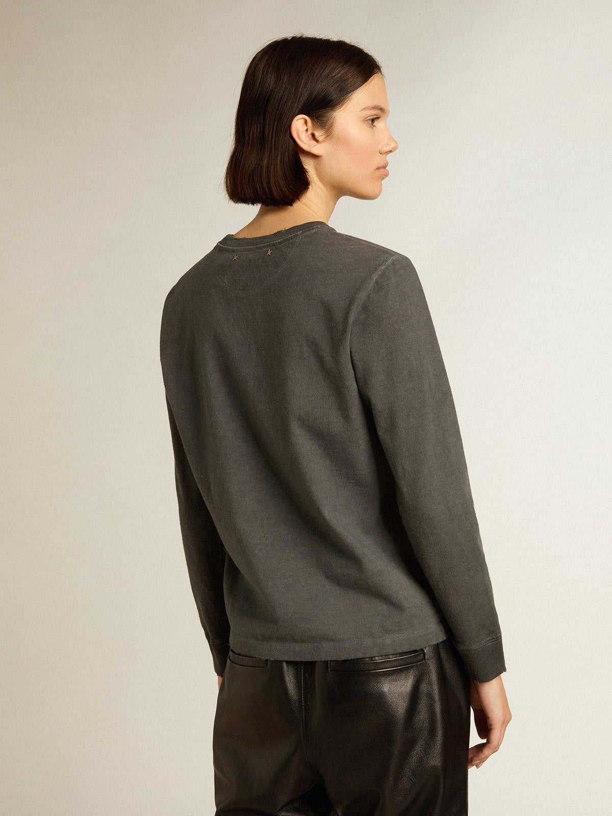 Anthracite cotton T-shirt with print on the front| Golden Goose
