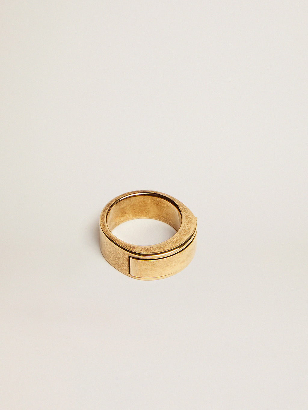 Women's ring in antique gold color with hidden message| Golden Goose
