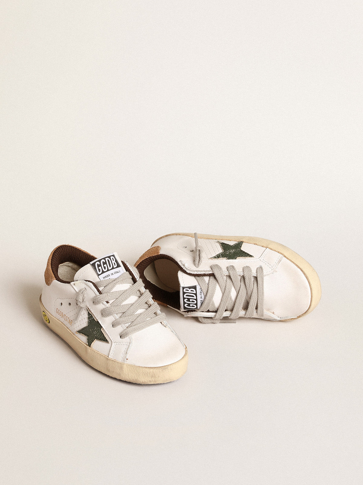 Super-Star Young with green nappa star and brown suede heel tab| Golden Goose