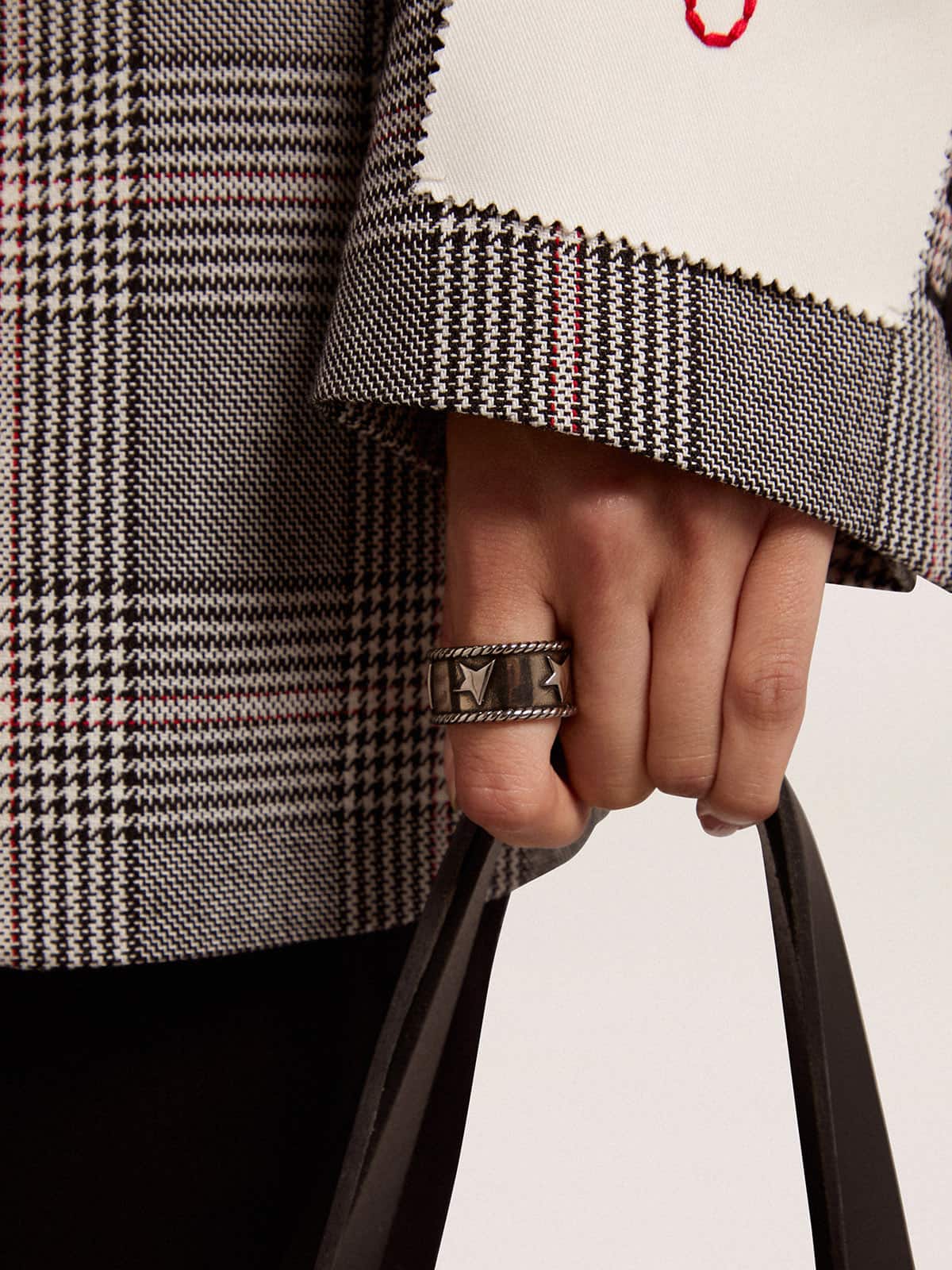 Band ring in antique silver color| Golden Goose