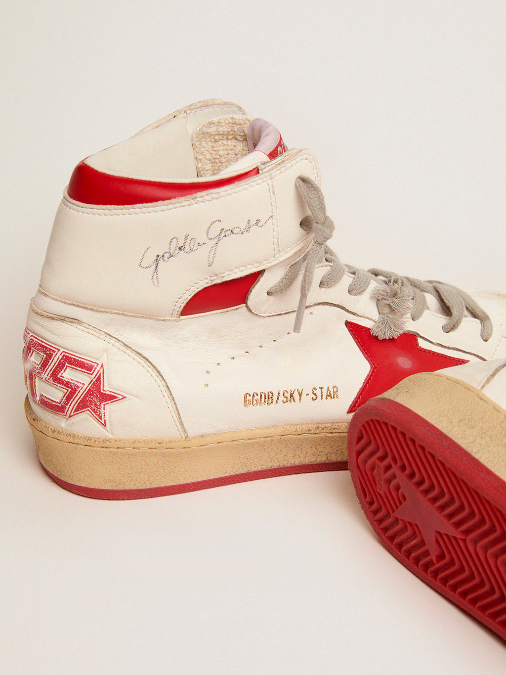Women's Sky-Star in white nappa with red star and heel tab| Golden Goose