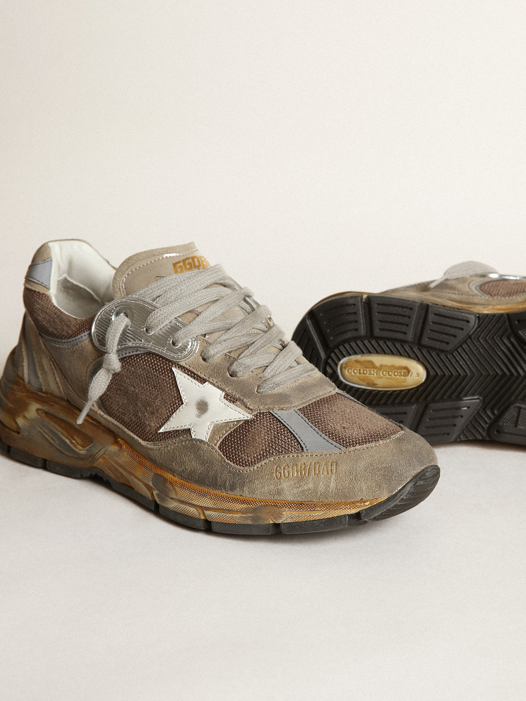 Women's Dad-Star in dove gray mesh and suede| Golden Goose