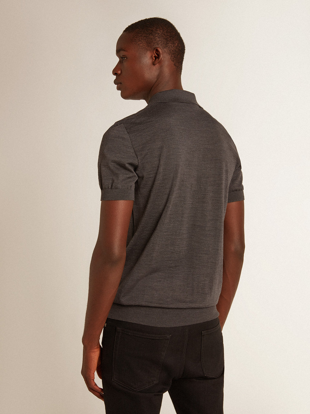 Men's short-sleeved polo shirt in gray merino wool| Golden Goose