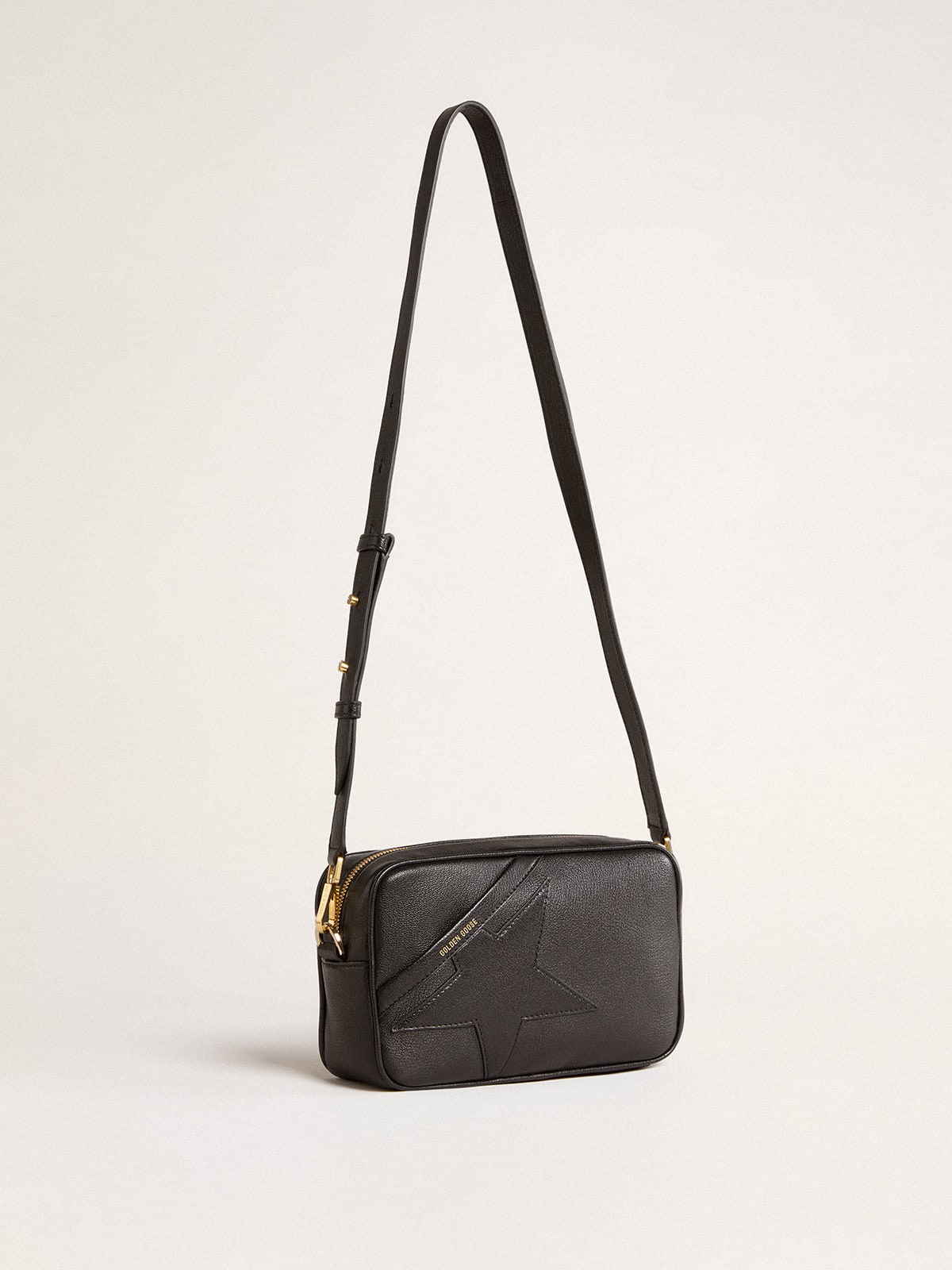 Star Bag in black leather with tone-on-tone star| Golden Goose