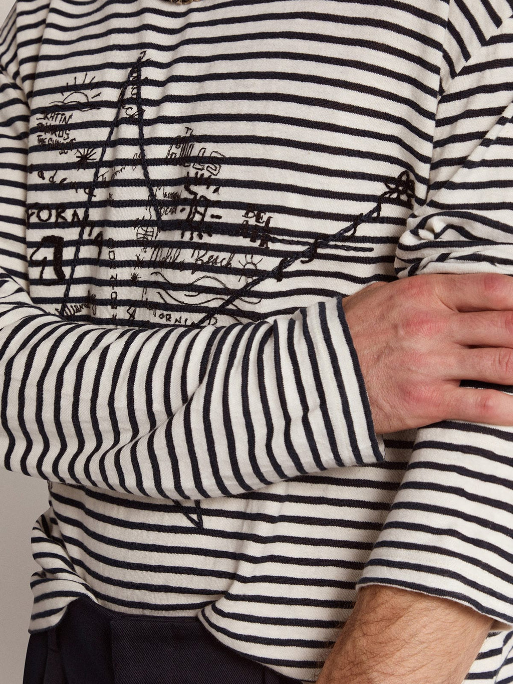 Men's T-shirt with white and blue stripes and embroidery on the front| Golden Goose