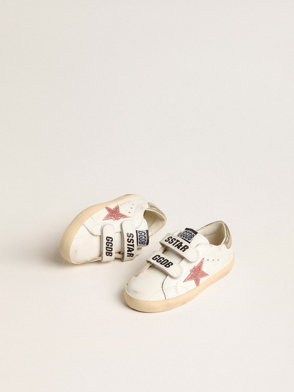 Young Old School in leather with metallic peach leather star| Golden Goose
