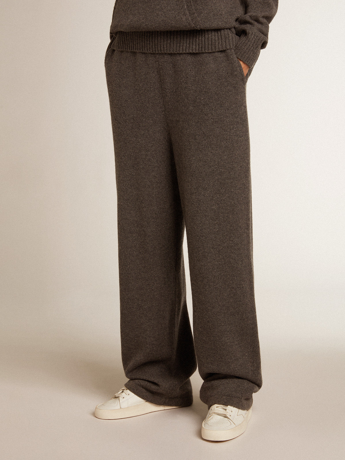 Gray cashmere blend women's joggers| Golden Goose