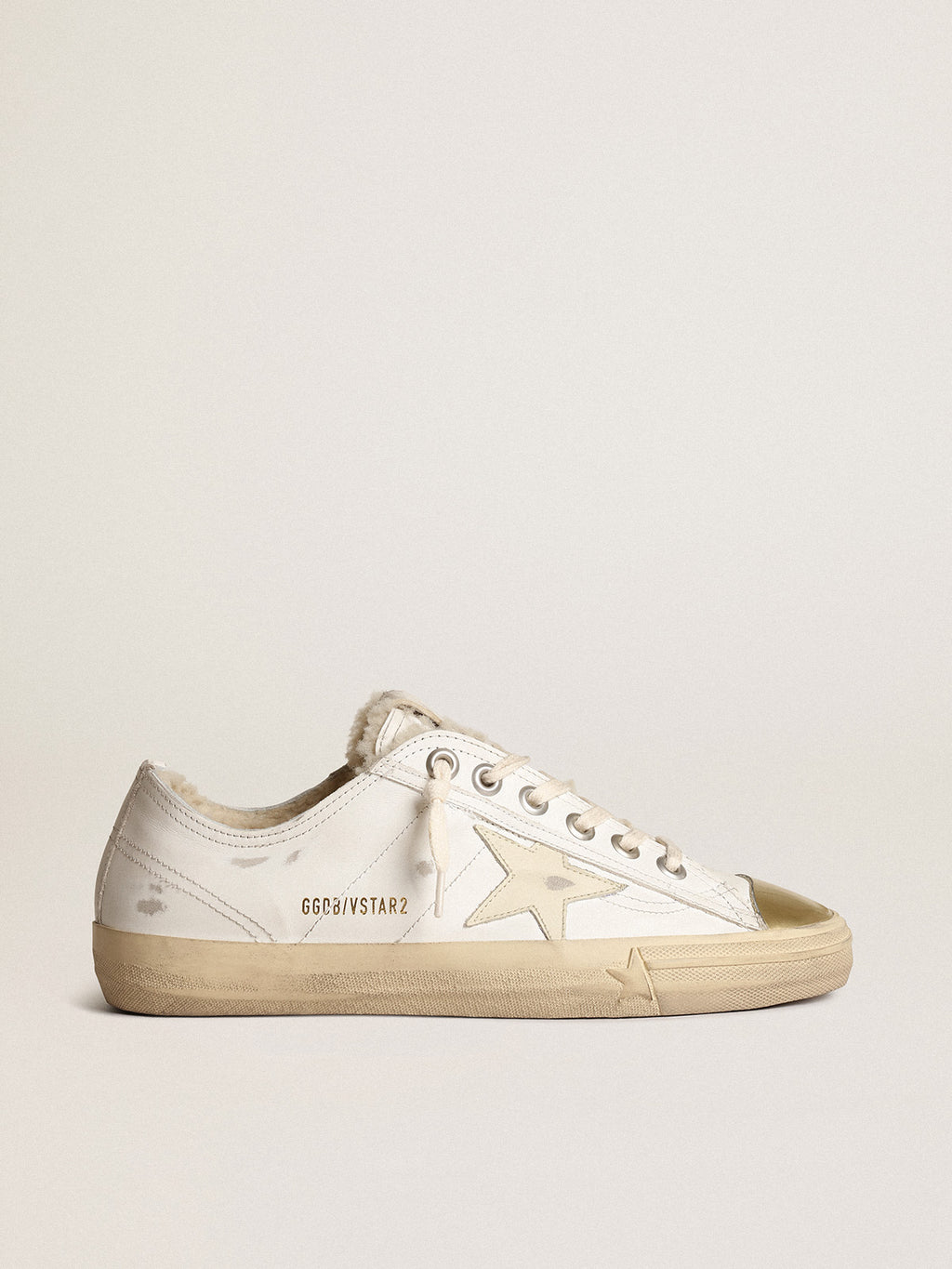 V-Star sneakers with leather star and beige shearling lining| Golden Goose