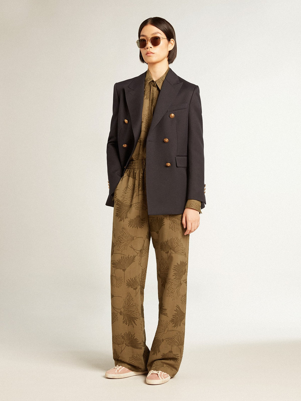 Women's olive-colored viscose-cotton blend pants with floral pattern