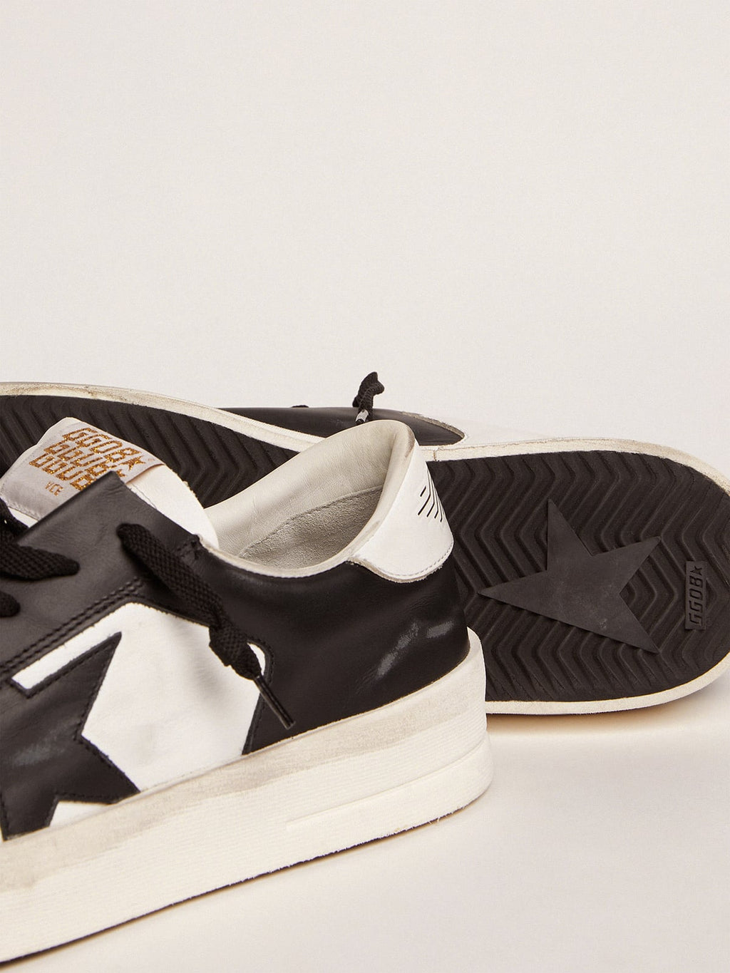 Men's Stardan in white and black leather| Golden Goose