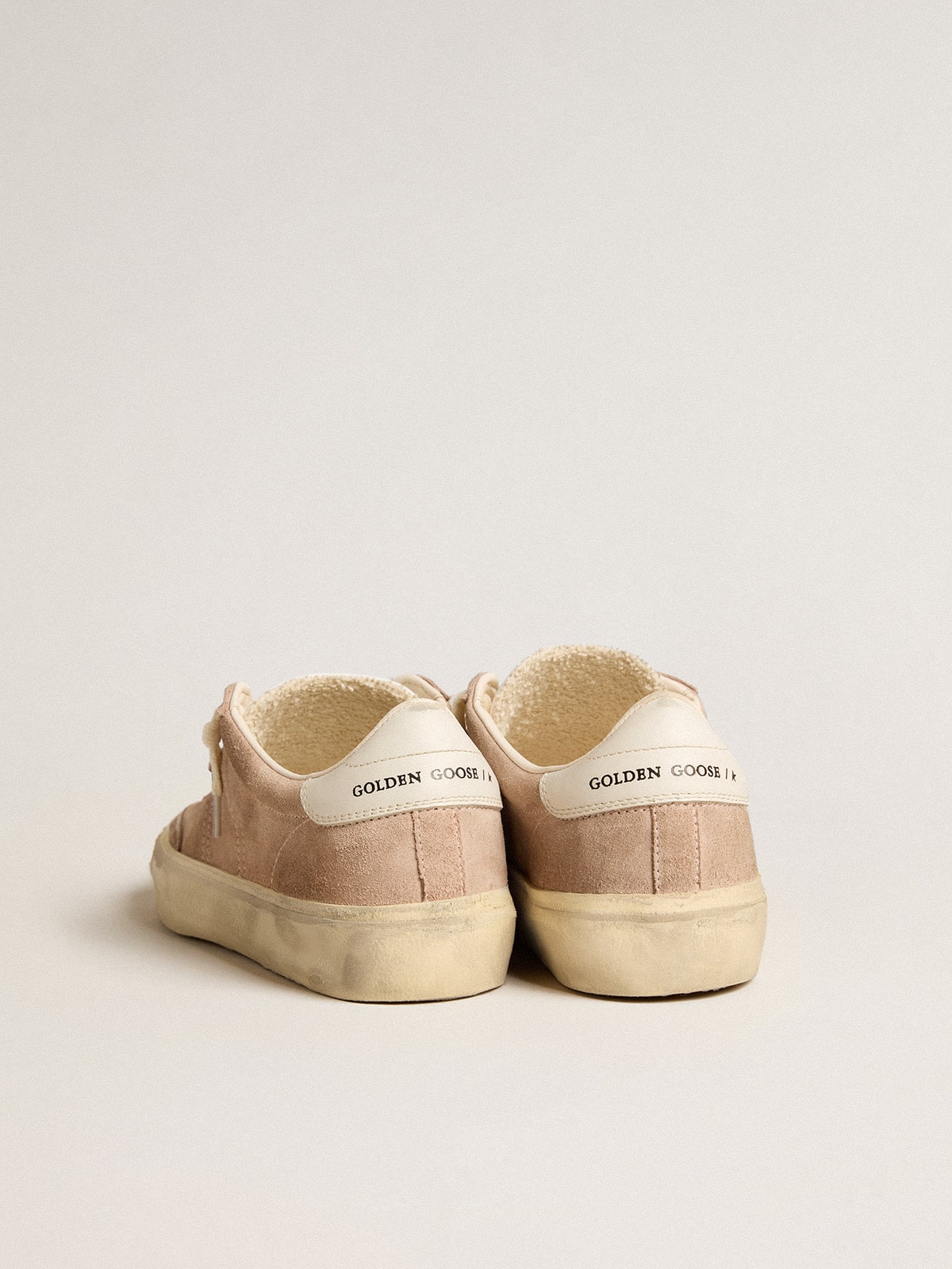 Soul Star in pink suede with milk-white leather heel tab| Golden Goose