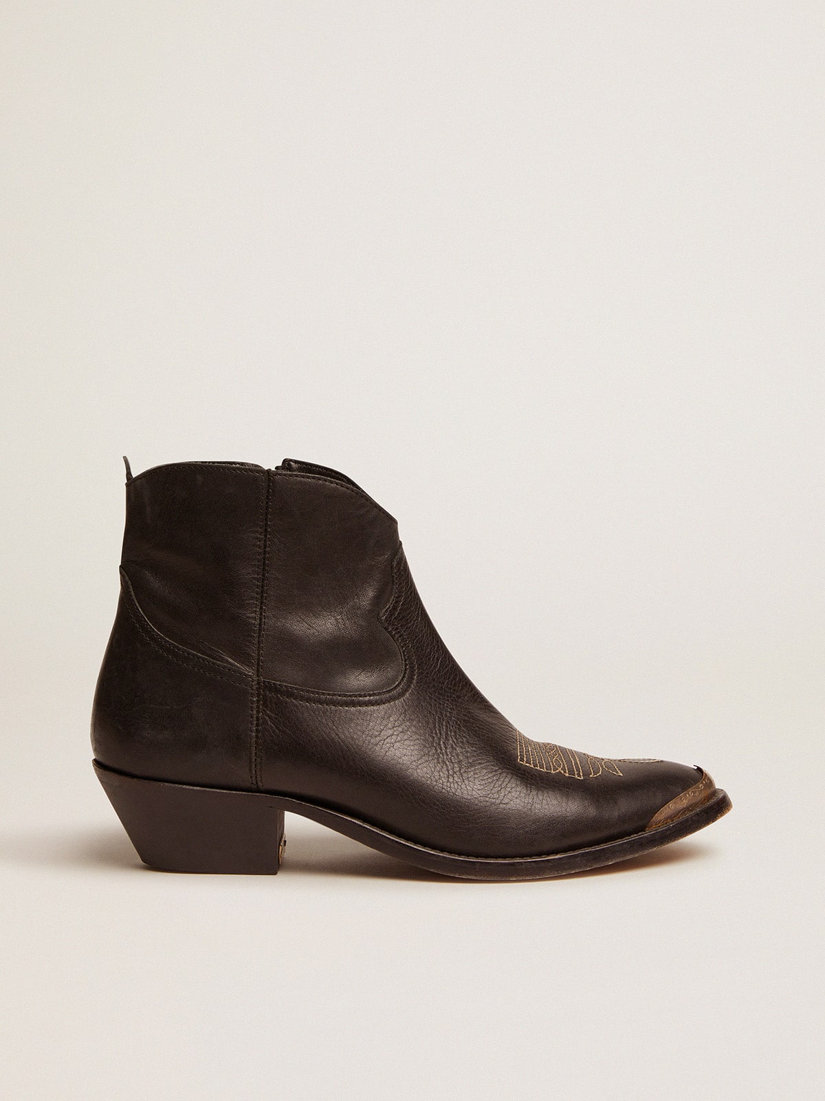Young ankle boots in black leather with sand-colored embroidery| Golden Goose